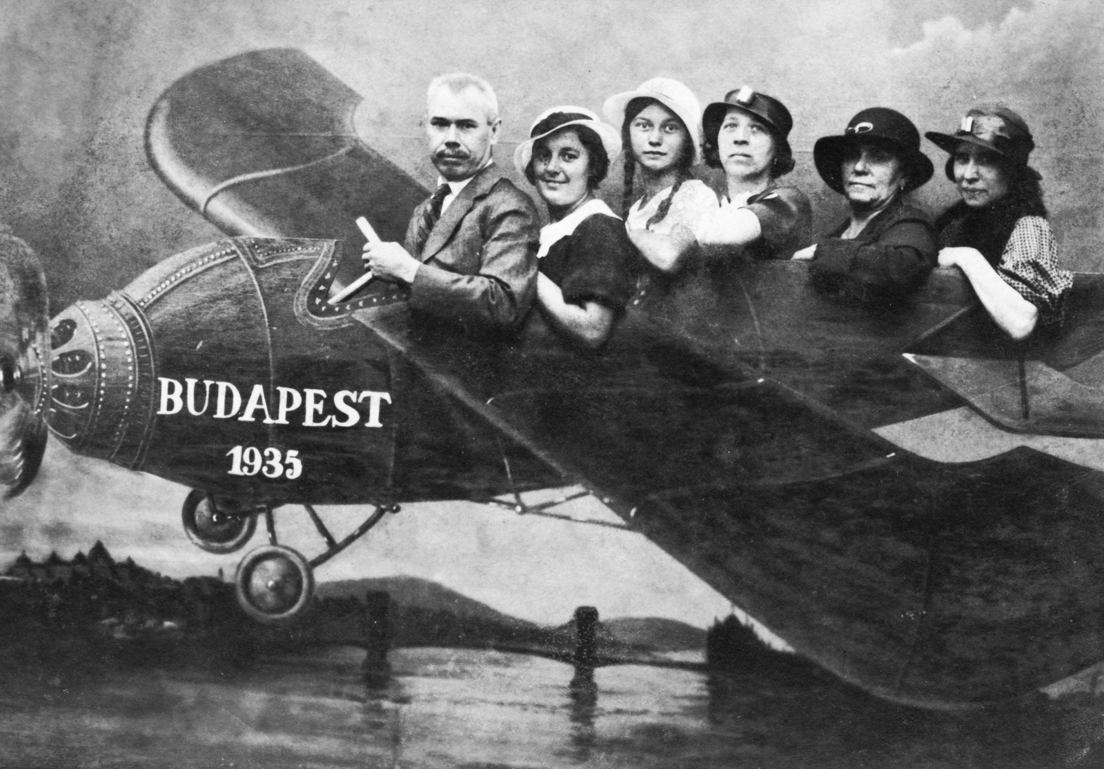 1935, Fortepan, hat, label, tableau, women, airplane, studio, man, girls'n'cars, Fortepan #32621