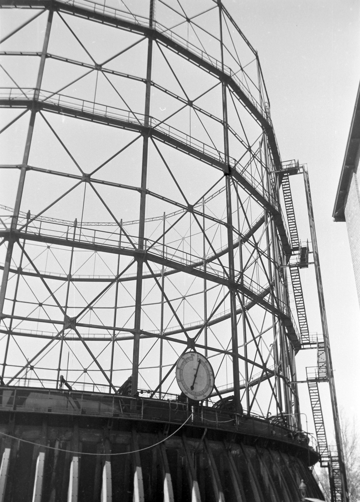 Hungary, Óbuda, Budapest III., Óbudai Gázgyár, gáztartály., 1949, Kovács Márton Ernő, gas storage, Budapest, Fortepan #32801