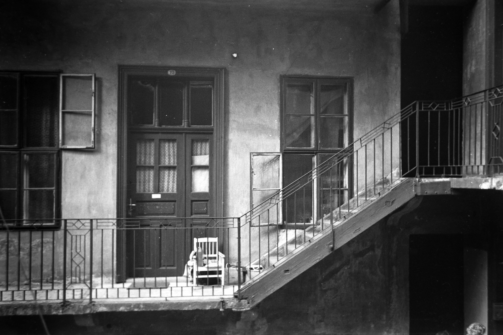 1949, Kovács Márton Ernő, courtyard balcony, stairs, split level, Fortepan #32850