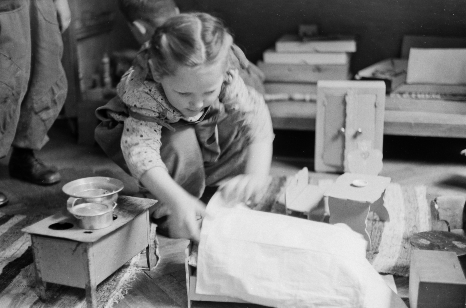 1949, Kovács Márton Ernő, toy, girl, baby furniture, Fortepan #32869
