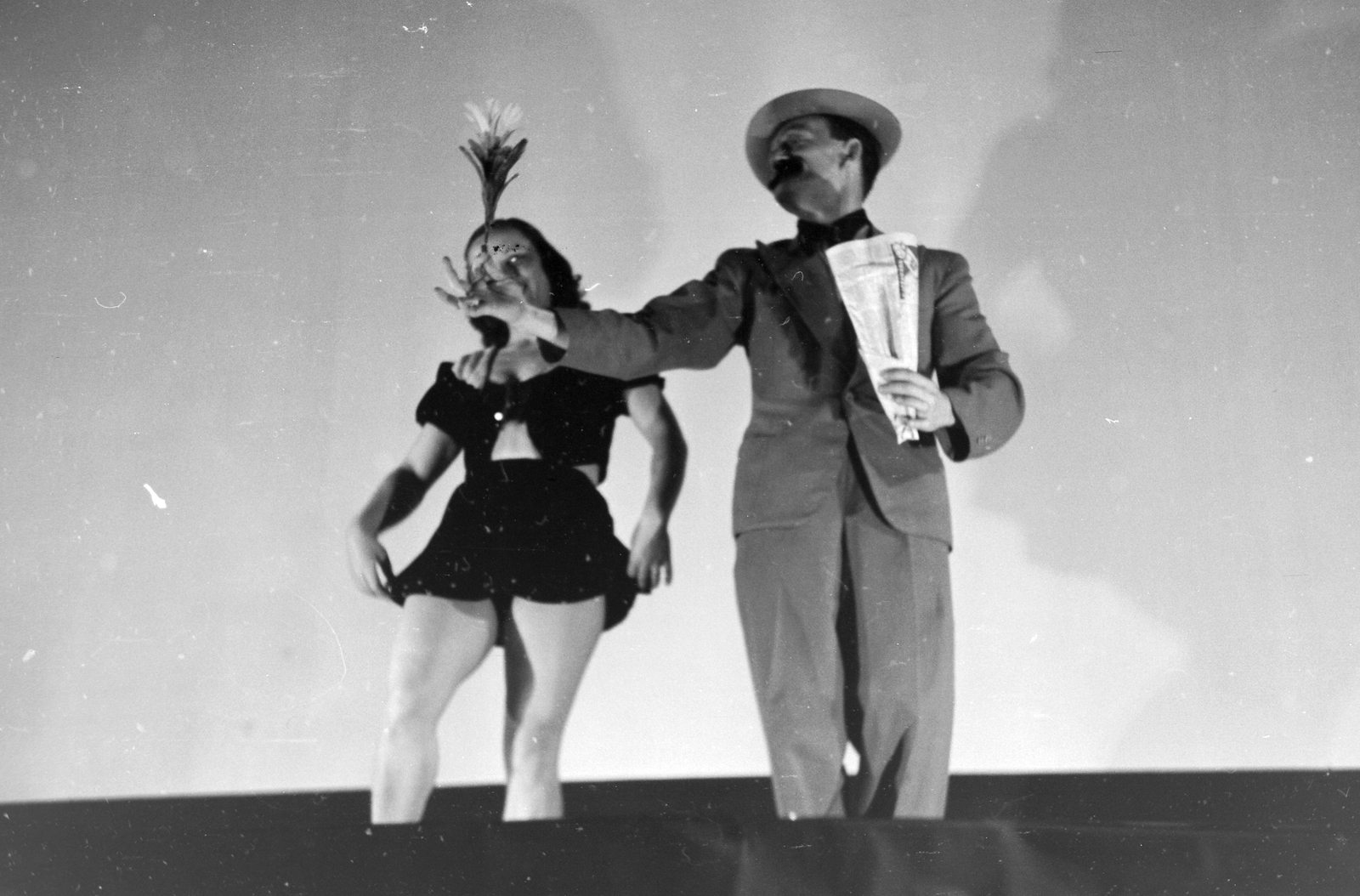 Bűvész produkció moziban., 1949, Kovács Márton Ernő, magician, Fortepan #32903