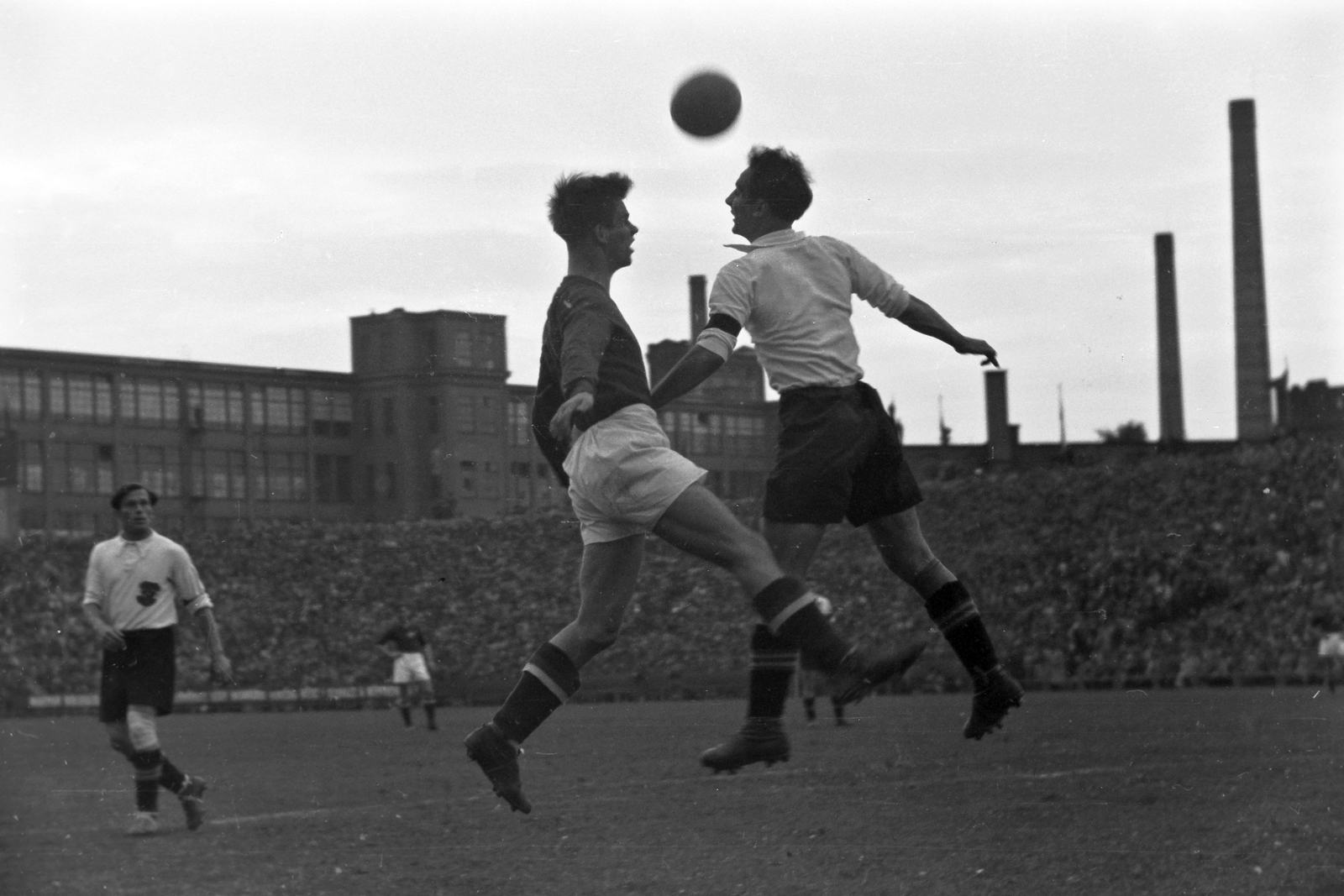 Hungary, Budapest IV., Újpest, Megyeri út, UTE pálya, Magyarország - Ausztria (6:1) válogatott labdarúgó-mérkőzés. Kocsis Sándor., 1949, Kovács Márton Ernő, Budapest, football, Fortepan #32970