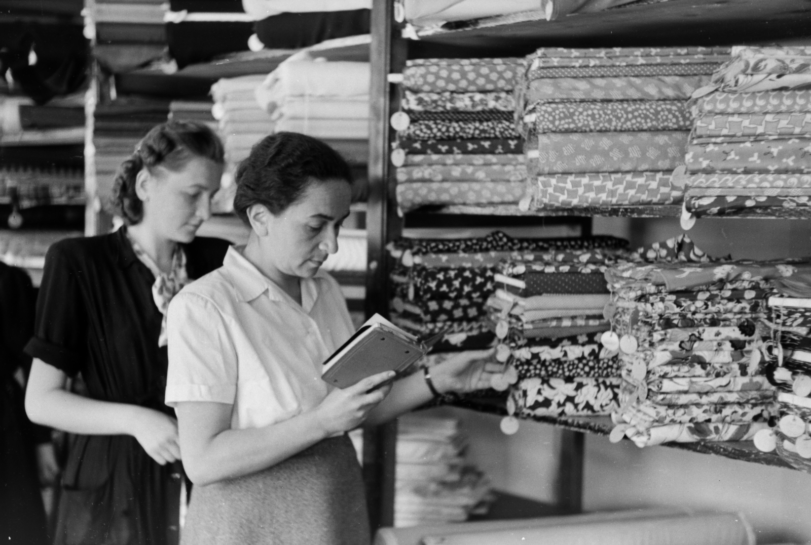 1949, Kovács Márton Ernő, haberdashery, fabrics, Fortepan #33081