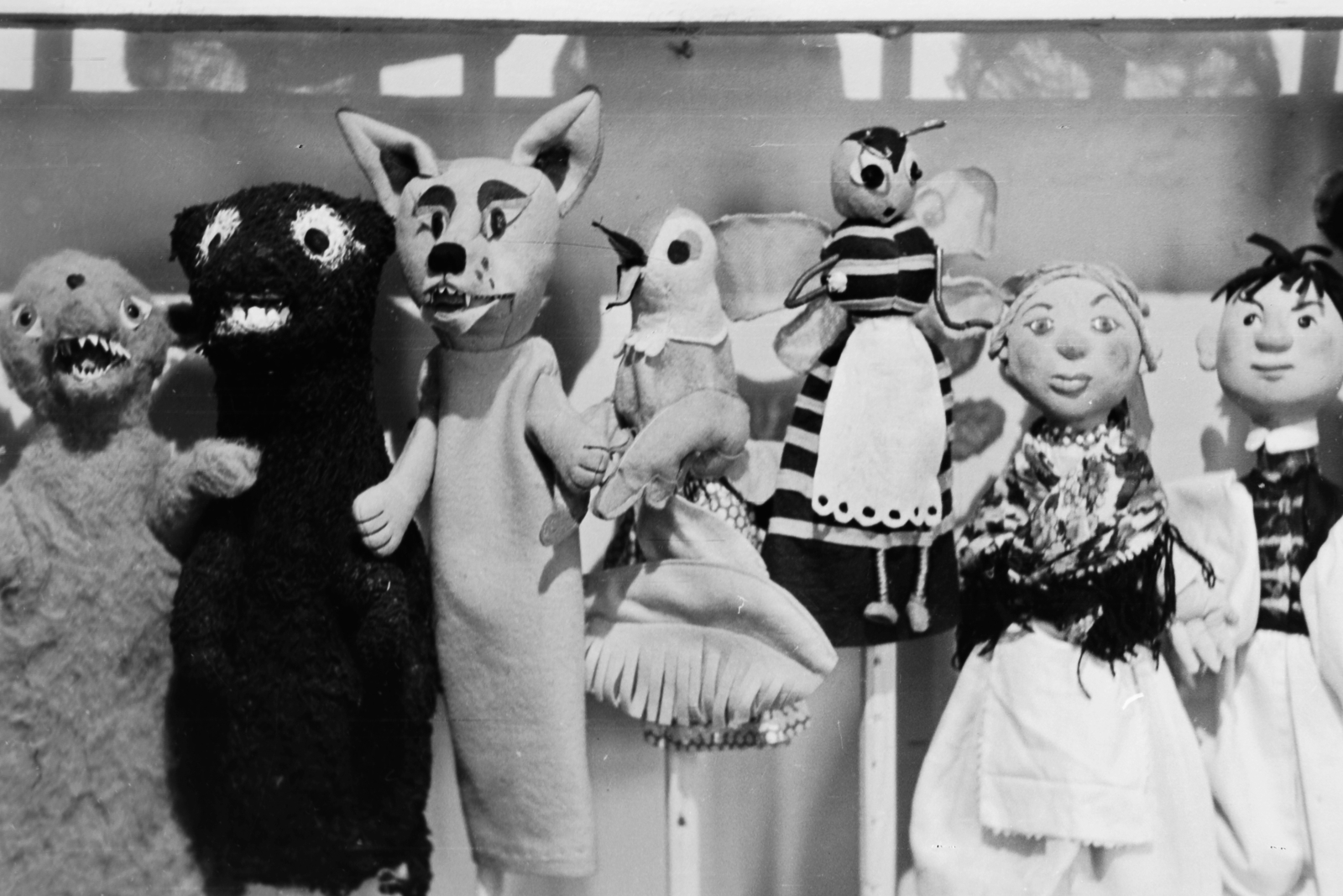 Hungary, Budapest VI., Andrássy út 69. Állami Bábszínház, bábfigurák előadásra előkészítve., 1949, Kovács Márton Ernő, art of theater, puppets, Budapest, Fortepan #33213