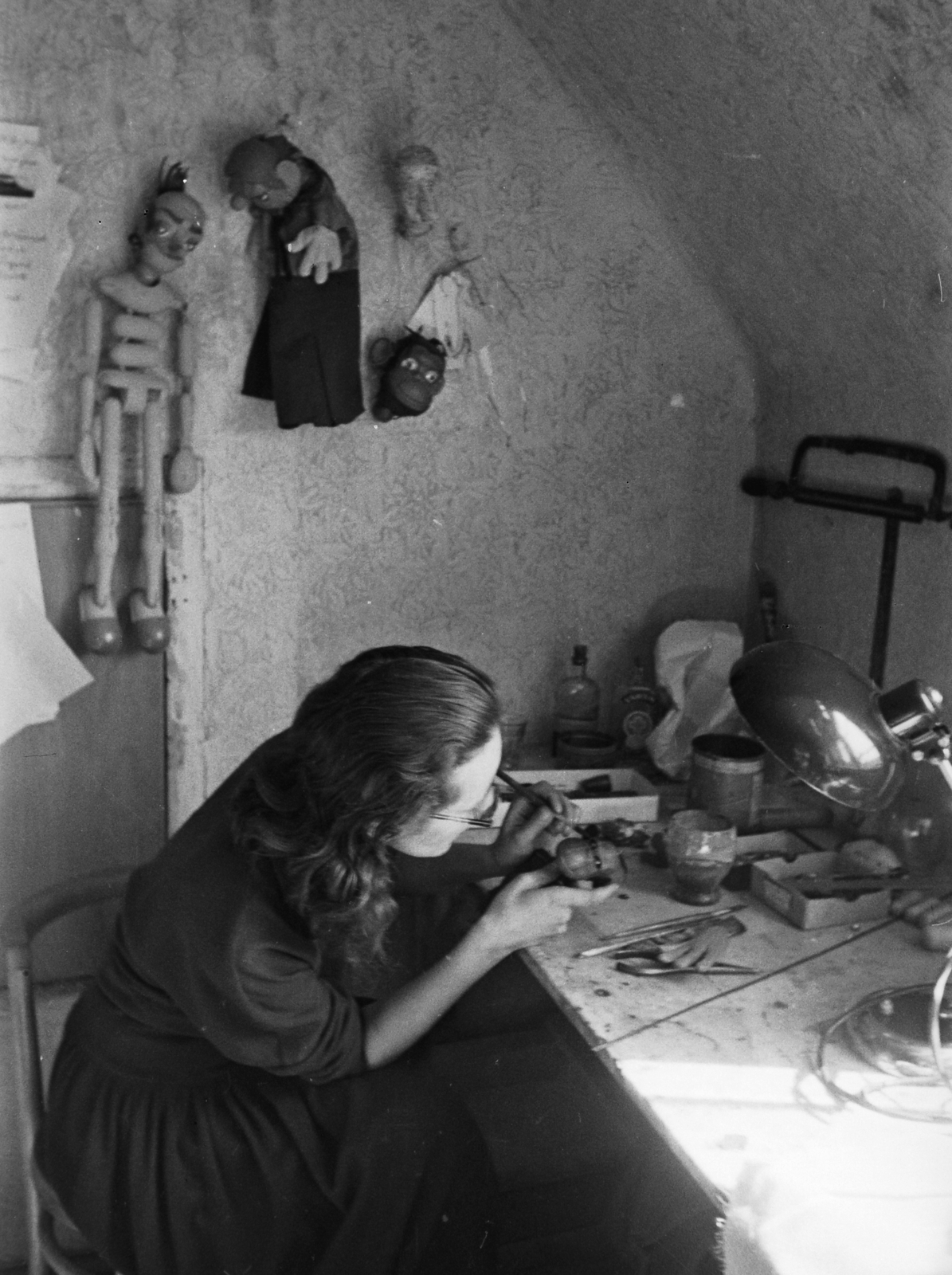 Hungary, Budapest VI., Andrássy út 69. Állami Bábszínház, bábkészítő műhely., 1949, Kovács Márton Ernő, art of theater, puppets, Budapest, tool, workshop, Fortepan #33222