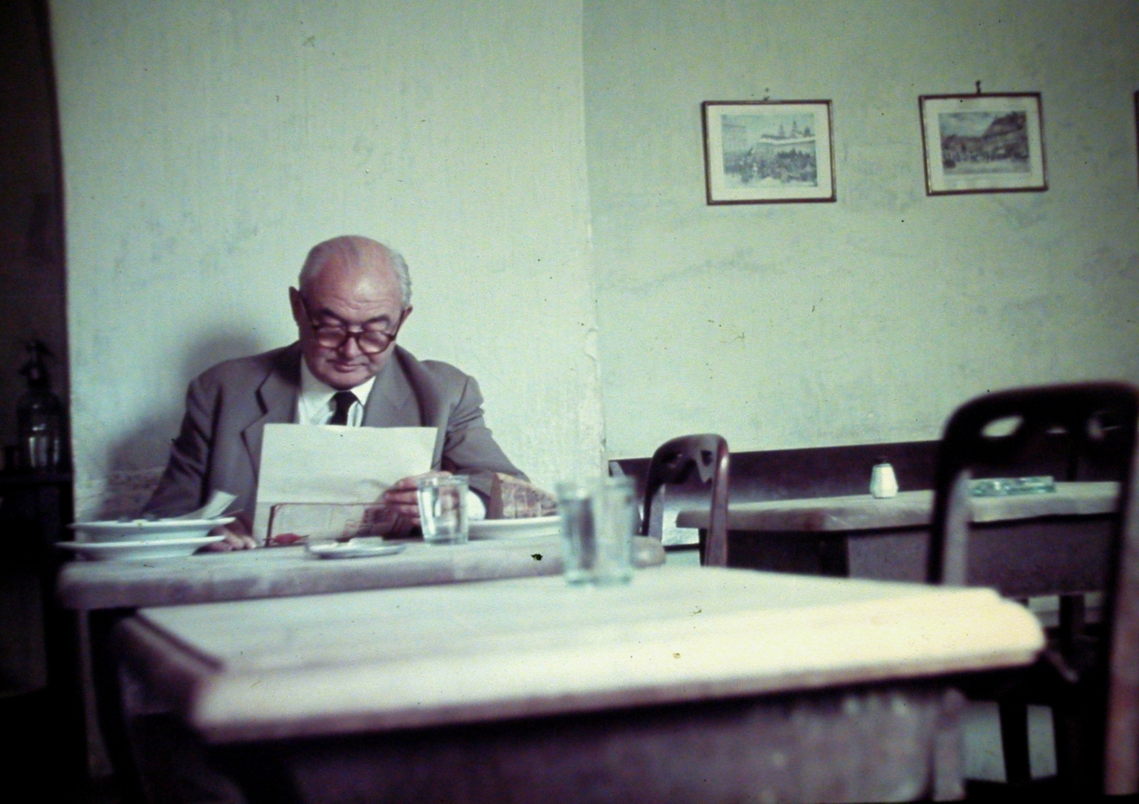 1939, Fortepan, portrait, colorful, restaurant, meal, reading, glasses, furniture, interior, man, glass, ashtray, wall picture, loaf of bread, plate, Fortepan #3360