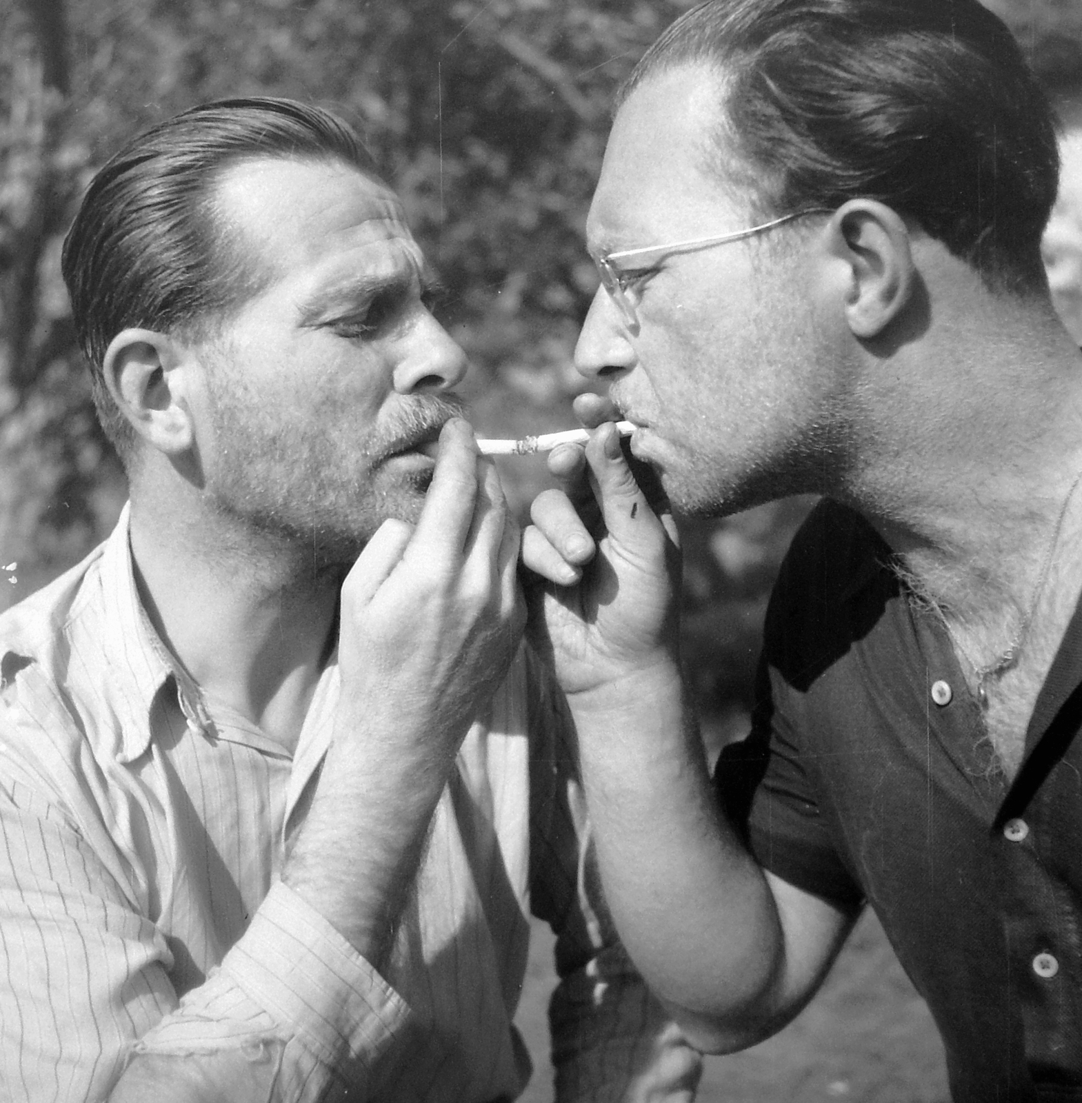 1940, Fortepan, smoking, light up a cigarette, Best of, Fortepan #3480