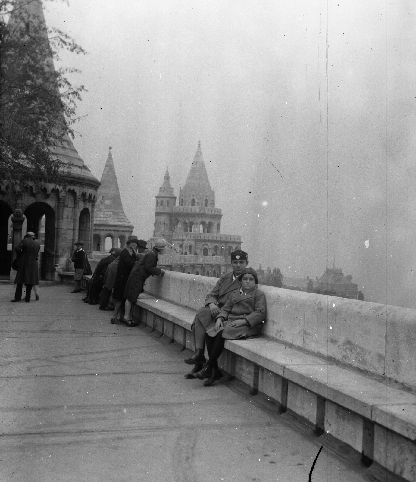 Magyarország, Halászbástya,budai Vár, Budapest I., 1934, Fortepan, Schulek Frigyes-terv, pad, Budapest, Fortepan #3511