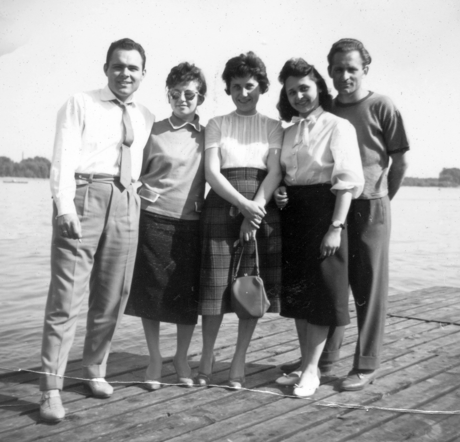 Magyarország, Szentendrei-Duna., 1959, Ongrádi Melinda, napszemüveg, Fortepan #39347