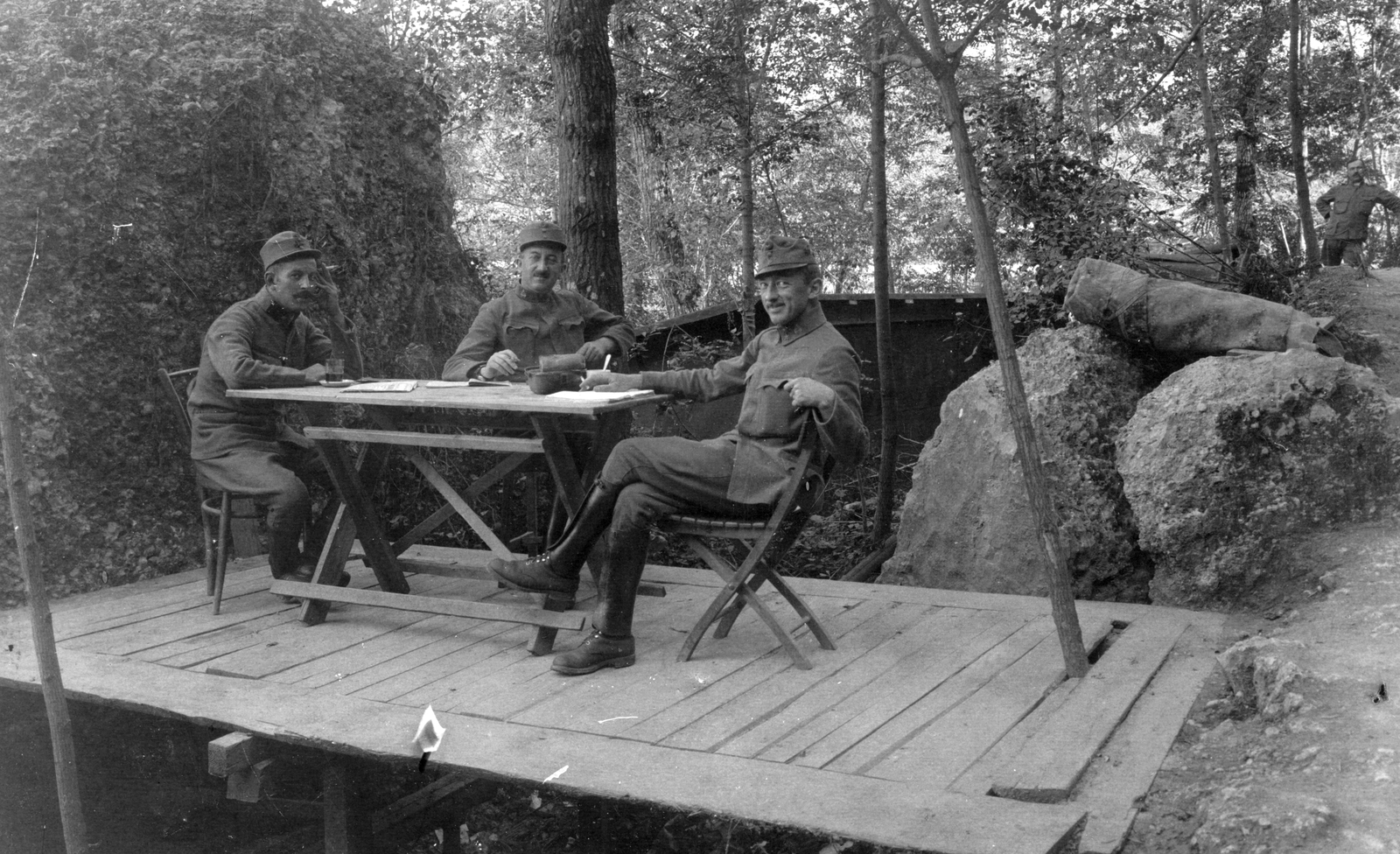 1915, Angyalföldi Helytörténeti Gyűjtemény, First World War, leg over leg, Fortepan #39509