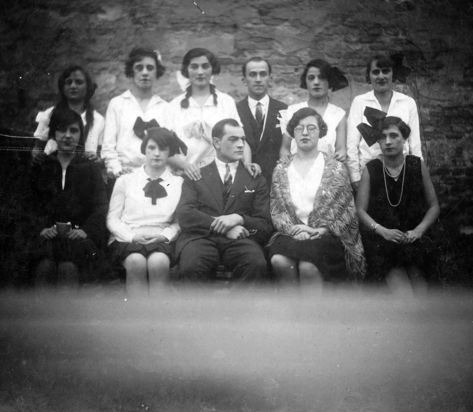 Hungary, Budapest, a Kültelki Remény Dalkör tagjai., 1930, Angyalföldi Helytörténeti Gyűjtemény, tableau, women, man, Fortepan #39598