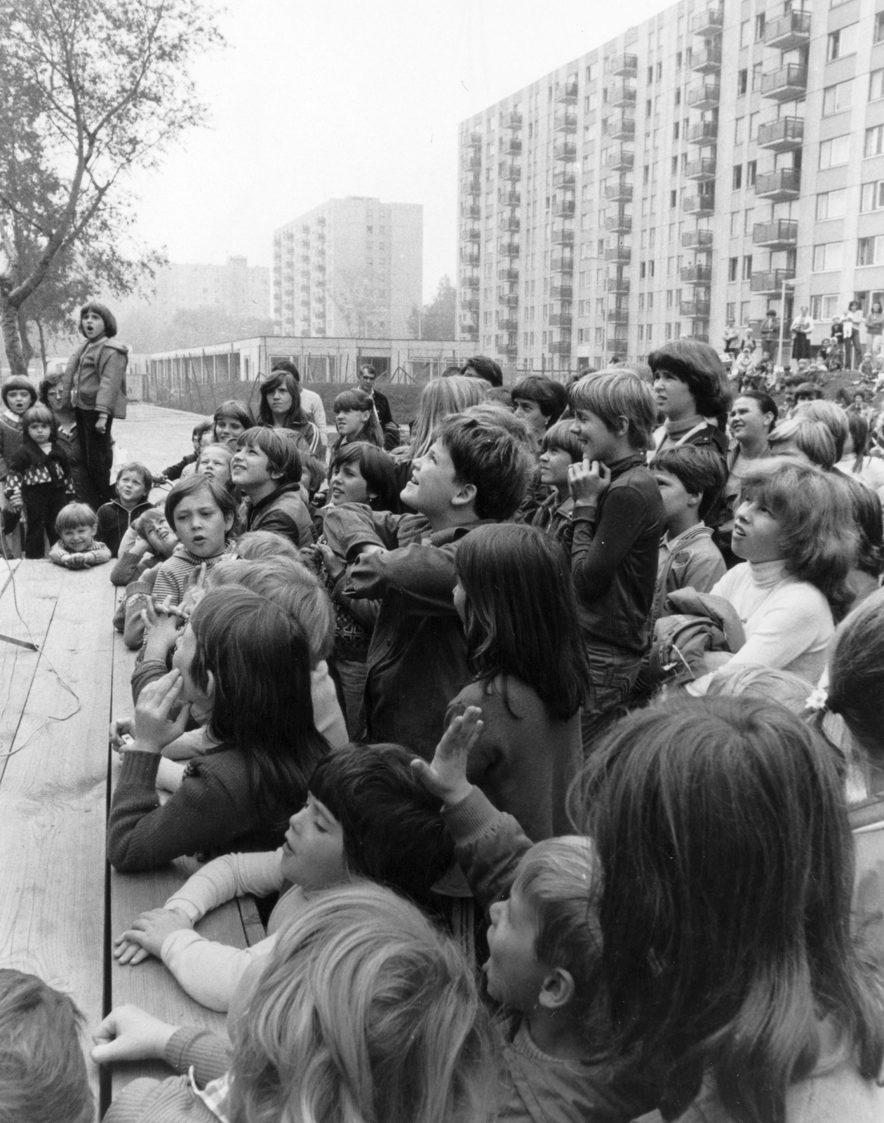 Hungary, Budapest XIII., Gyöngyösi sétány, jobbra a Madarász Viktor utca házai., 1981, Angyalföldi Helytörténeti Gyűjtemény, Budapest, Fortepan #39681