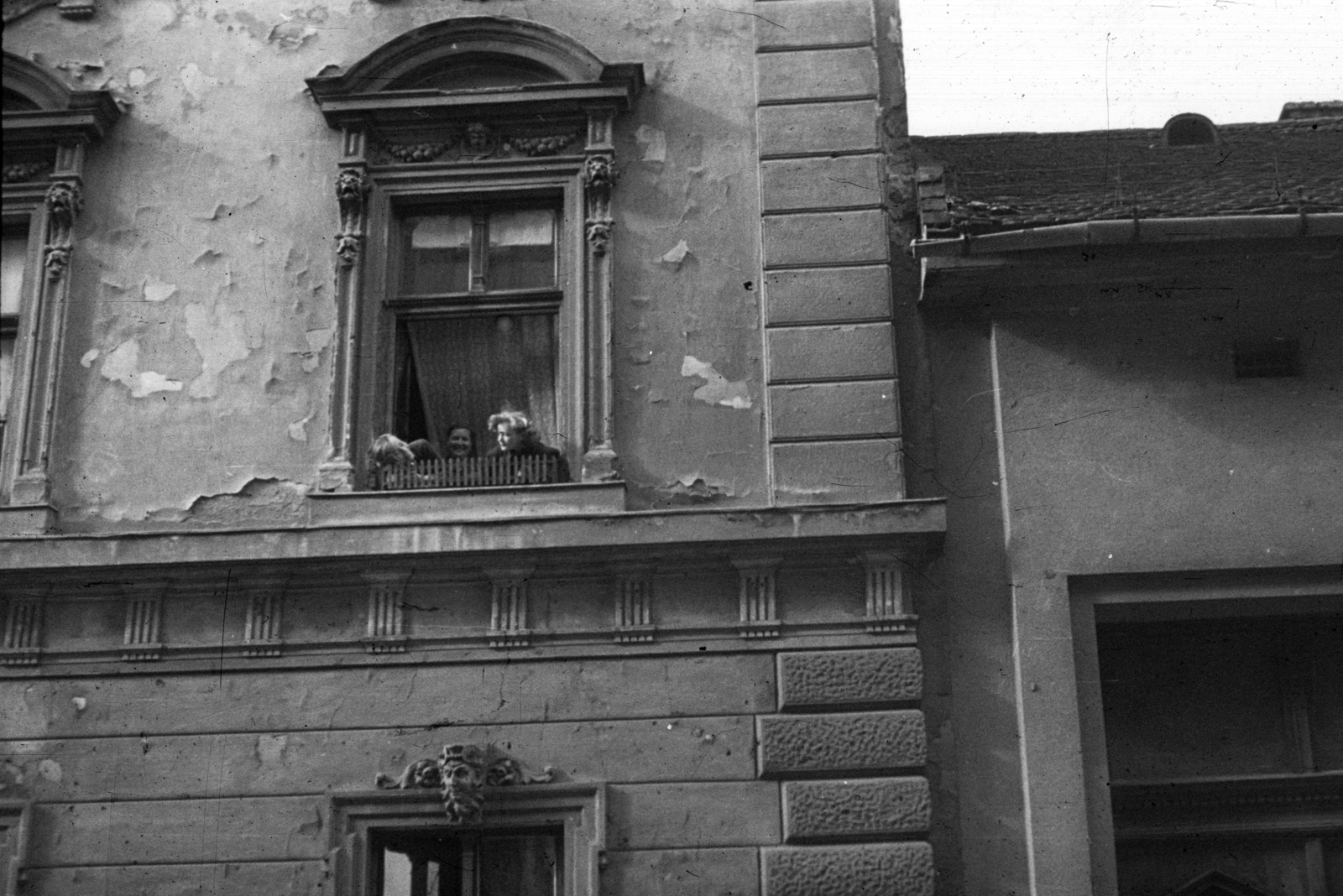 Hungary, Budapest IX., Lenhossék utca 12., 1956, Nagy Gyula, revolution, Budapest, Fortepan #40105