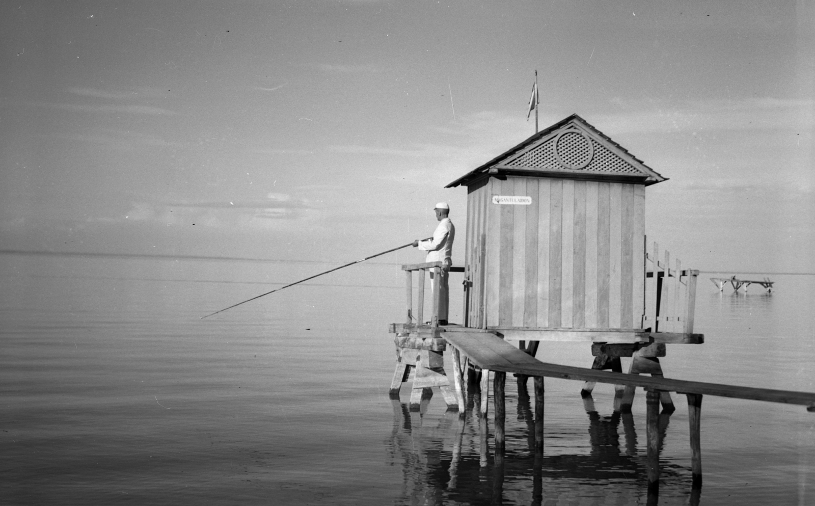 Hungary,Lake Balaton, 1936, Rados Tamás OSB, fishing, pier, Fortepan #40421