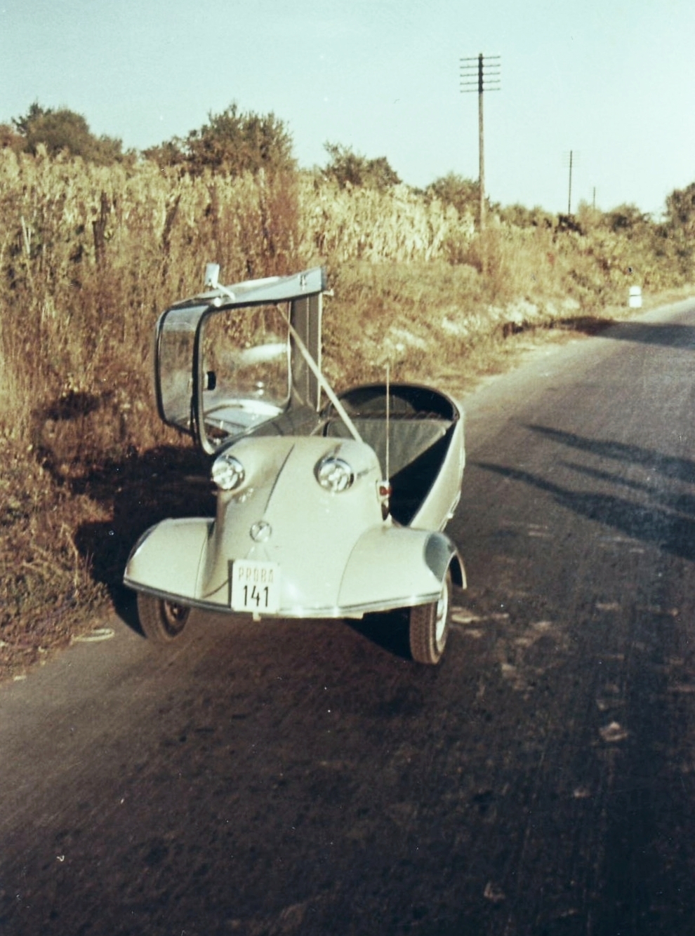 Hungary, Messerschmitt Kabinenroller., 1956, Négyesi Pál, colorful, German brand, Messerschmitt-brand, automobile, number plate, Fortepan #40625