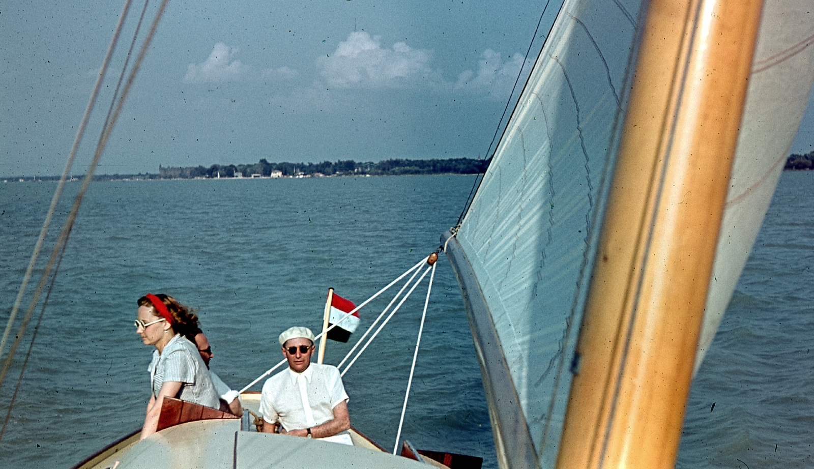 Hungary,Lake Balaton, a háttérben Balatonföldvár látszik. , 1942, Ember Károly dr., colorful, flag, cruiser, Fortepan #40784
