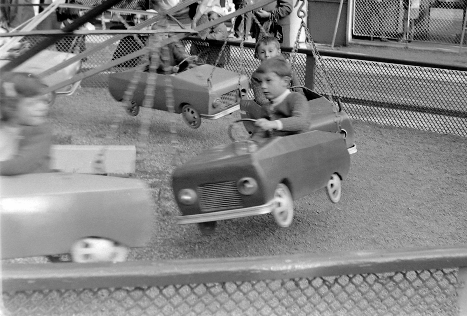 Hungary, Budapest XIV., Kis vidámpark., 1968, Fortepan, carousel, Budapest, Fortepan #4083