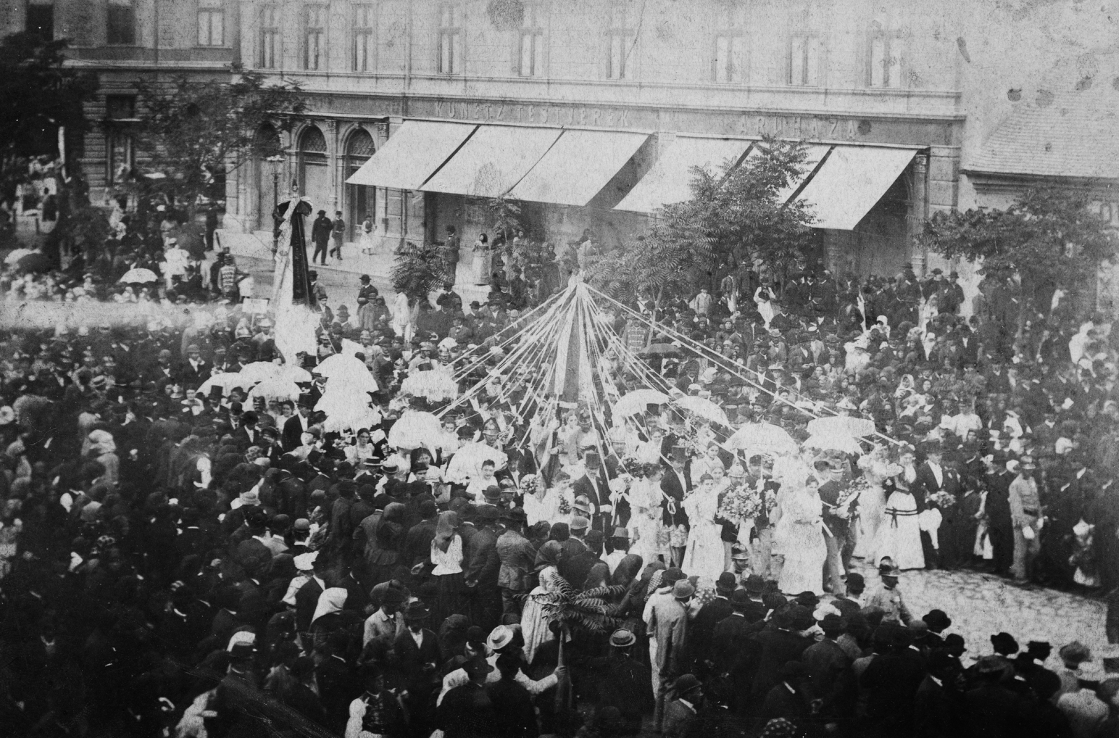 Serbia, Subotica, Szabadság tér (ekkor Szent István tér)., 1901, SK, awning, Fortepan #40928