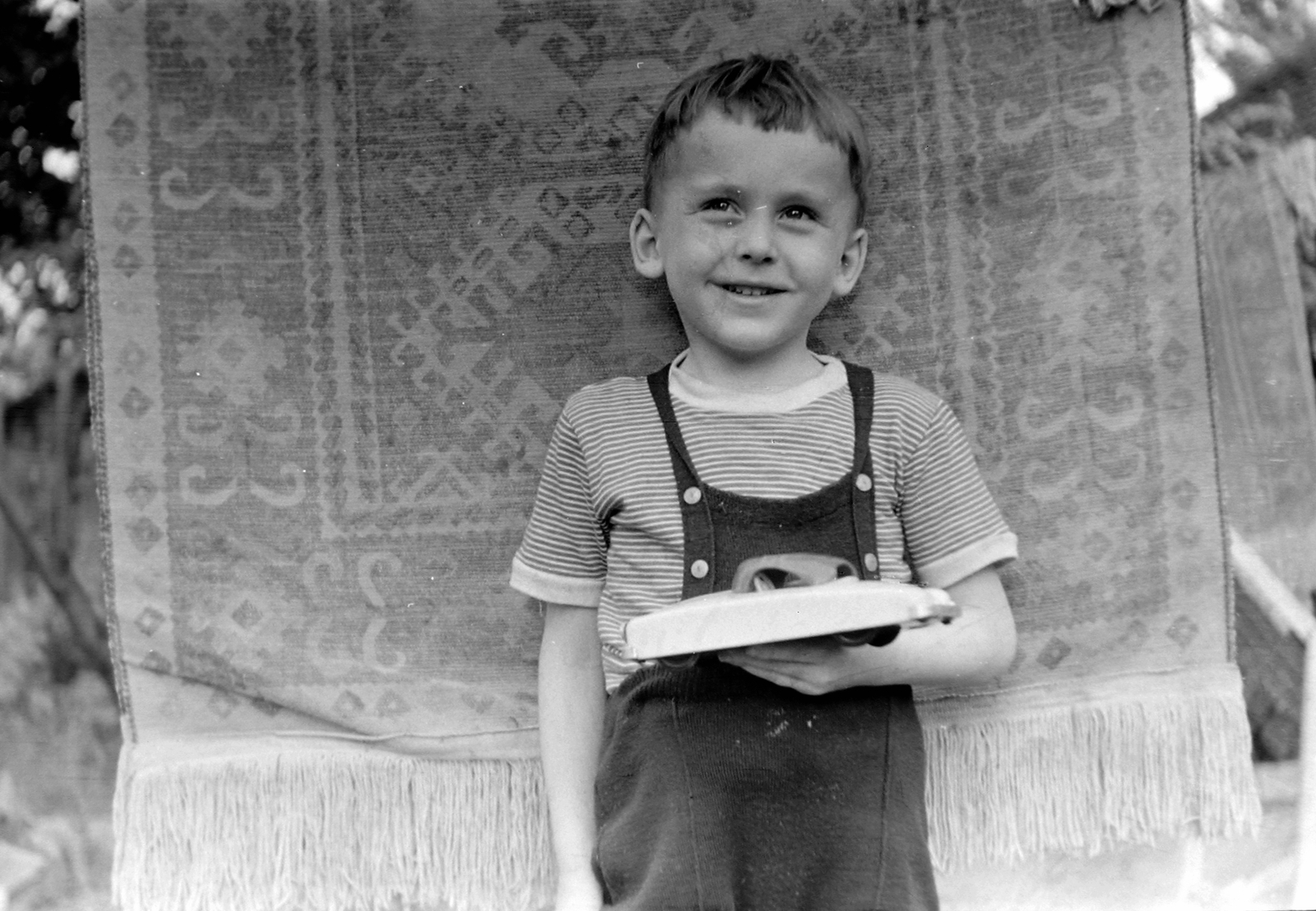 1954, Fortepan, portrait, model car, carpet, kid, Fortepan #4100