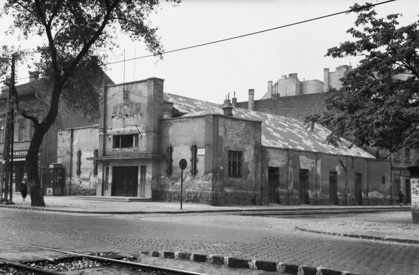 Hungary, Budapest XIII., Váci út - Turbina utca sarok, az egykori Hazám mozi., 1964, Angyalföldi Helytörténeti Gyűjtemény, movie theater, Budapest, rails, Fortepan #41092