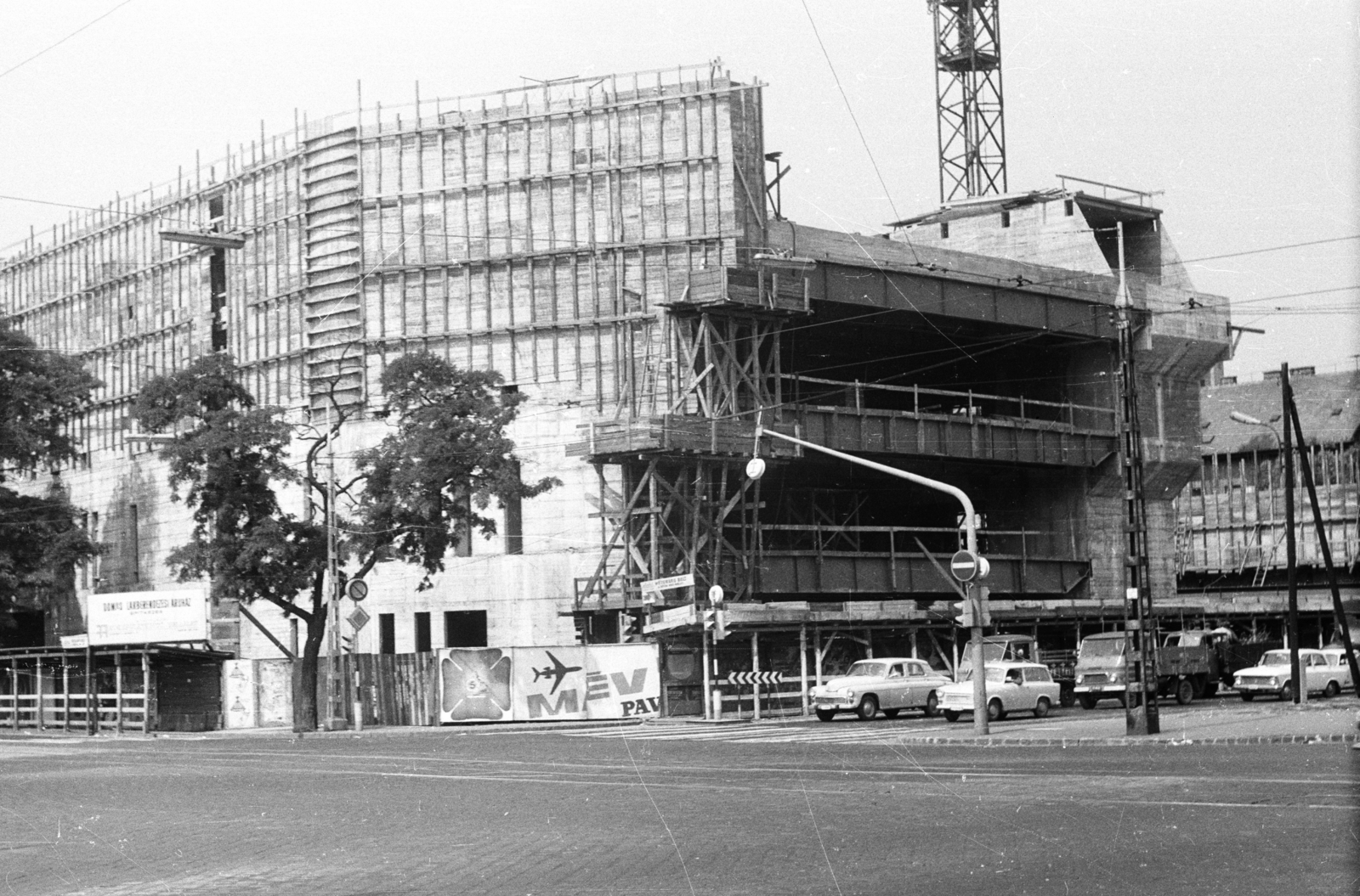 Hungary, Budapest XIII., Lehel utca - Róbert Károly körút kereszteződés, a Domus Áruház építése., 1974, Angyalföldi Helytörténeti Gyűjtemény, construction, Domus Enterprise, Budapest, Fortepan #41171