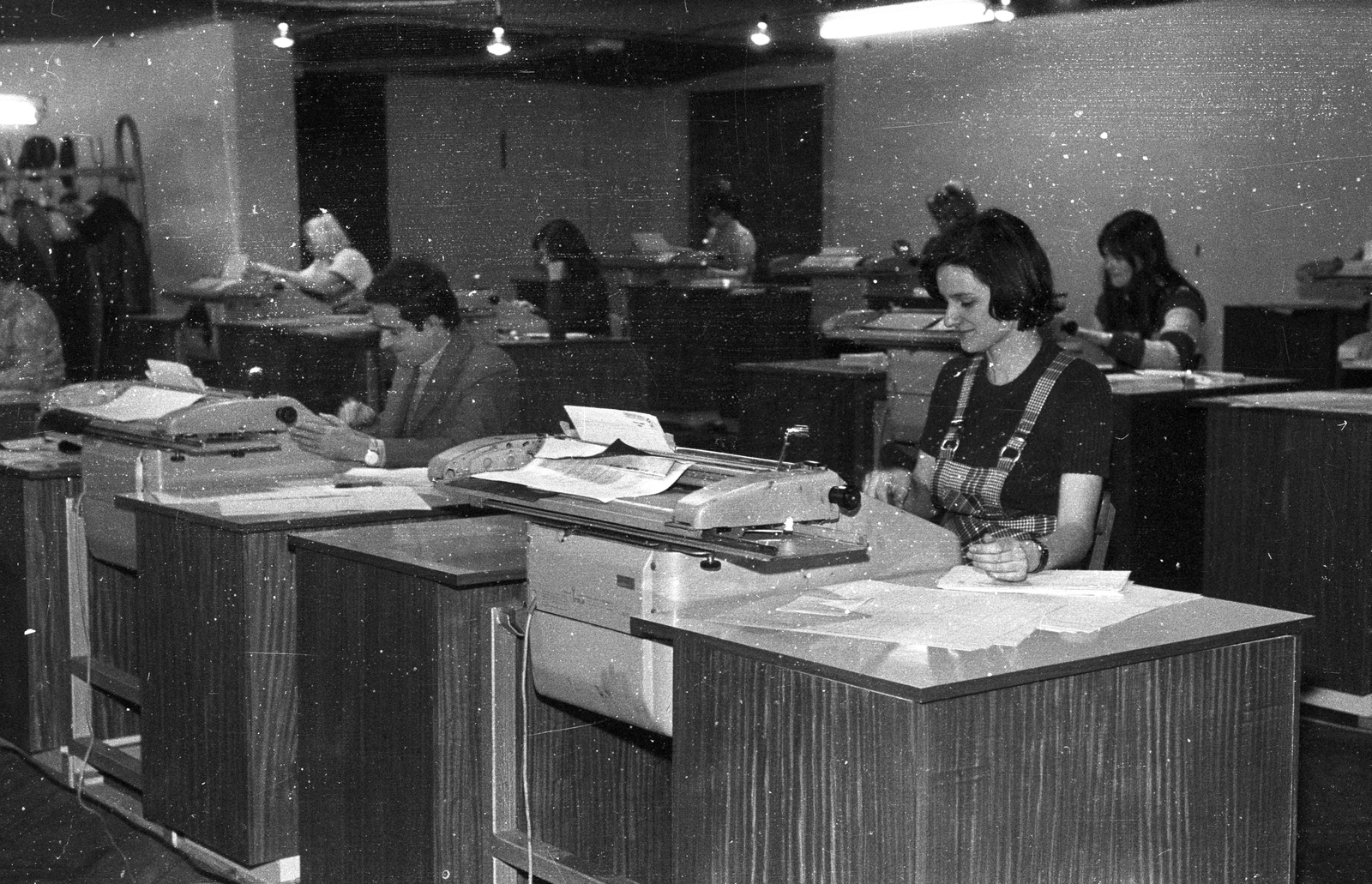1975, Angyalföldi Helytörténeti Gyűjtemény, office, typewriter, accounting machine, Fortepan #41185