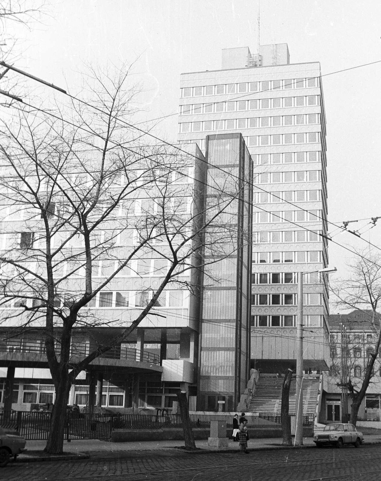 Hungary, Budapest XIII., Fővárosi Vízművek székháza a Dózsa György út felől nézve., 1981, Angyalföldi Helytörténeti Gyűjtemény, Budapest, Fortepan #41203