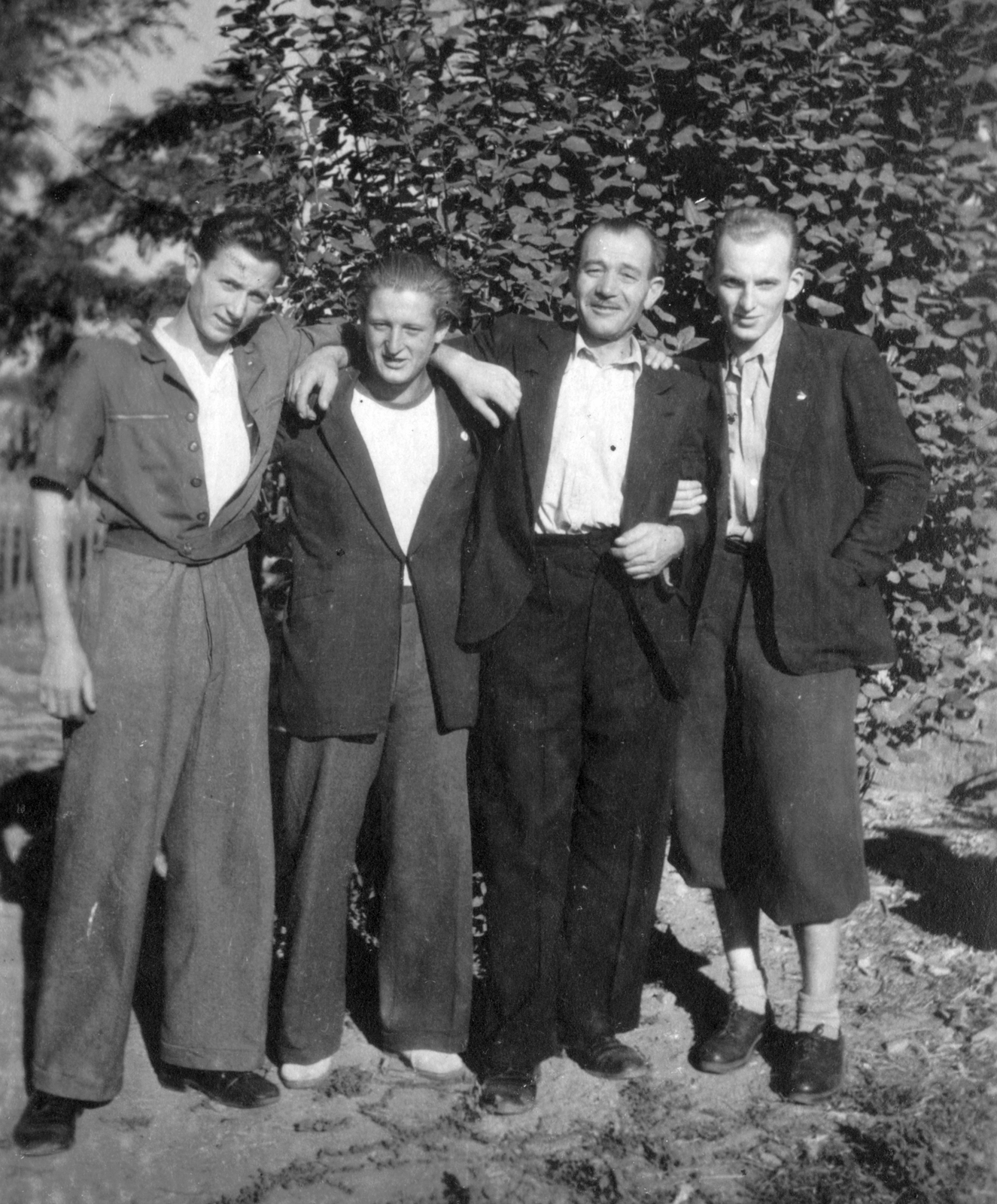 1947, Angyalföldi Helytörténeti Gyűjtemény, csoportkép, bricsesz, Fortepan #41277