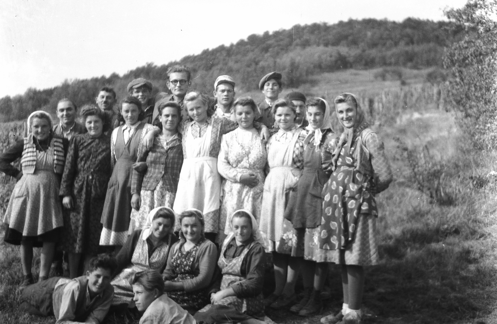 1953, Bettina Fabos, tableau, apron, headscarf, Fortepan #41371