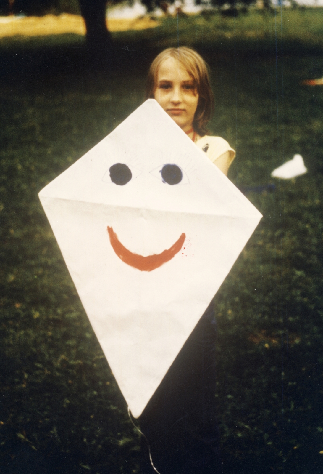 1980, Angyalföldi Helytörténeti Gyűjtemény, színes, mosoly, papírsárkány, sárkányrepülő, Fortepan #41401