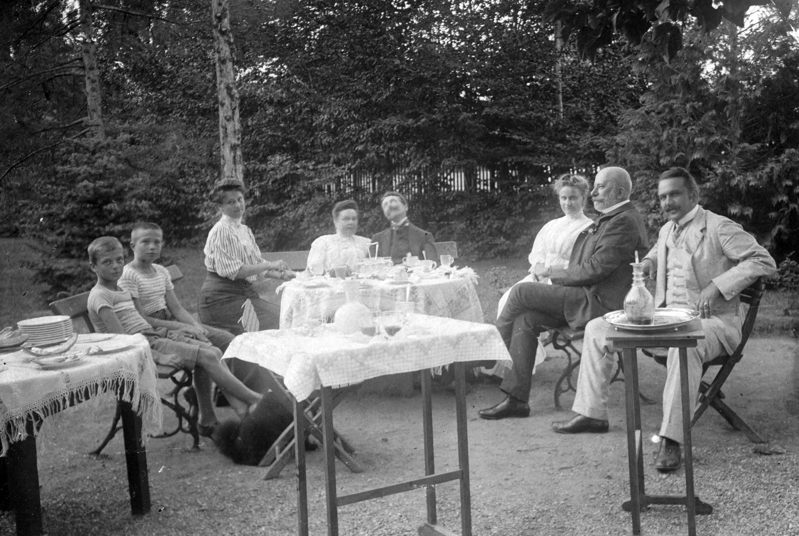 1908, Székelyi Péter, family, garden, drinking, Fortepan #41461
