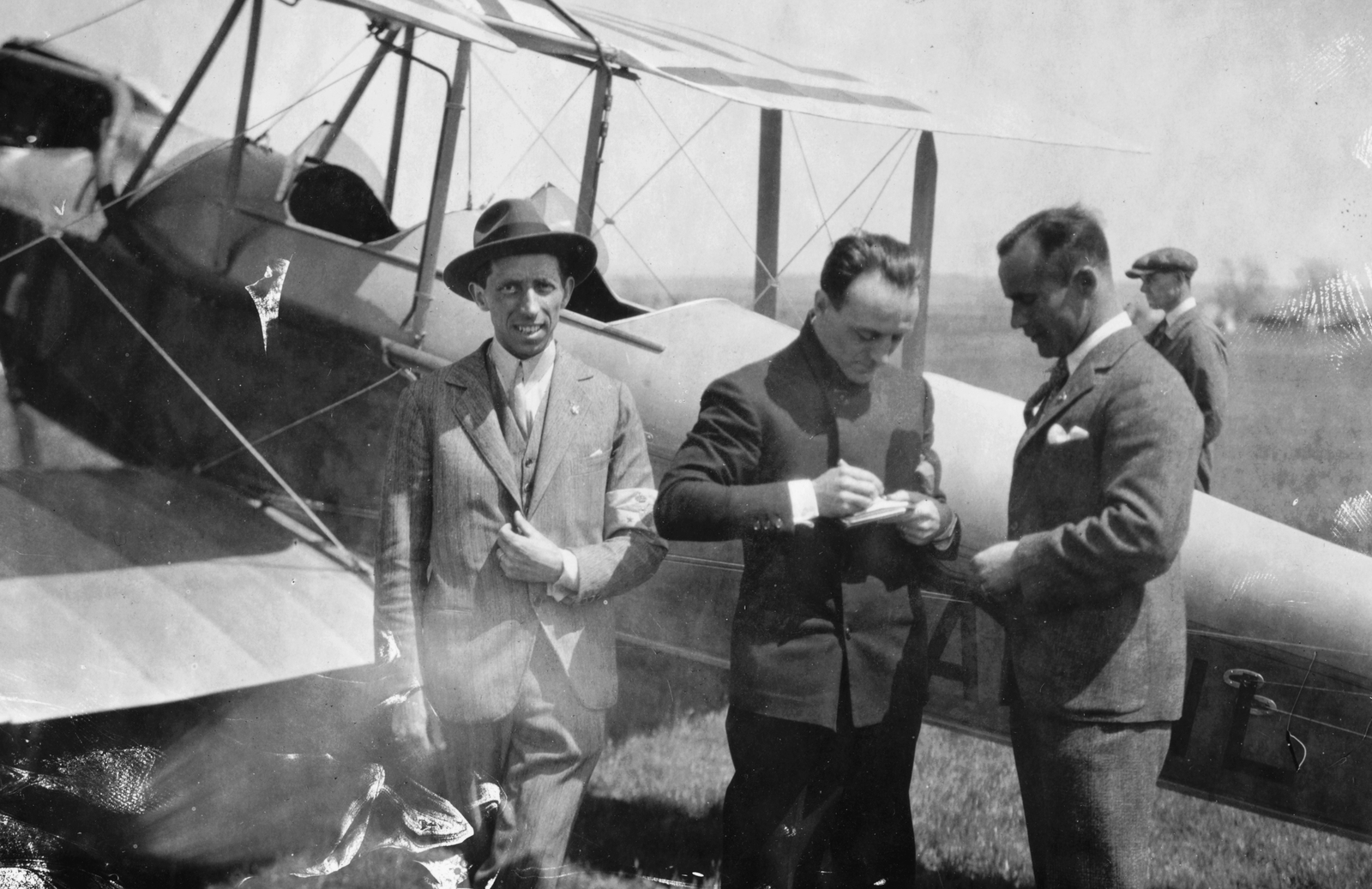 1933, Szent-Istvány Dezső, tableau, men, airplane, signature, biplane, Fortepan #41568