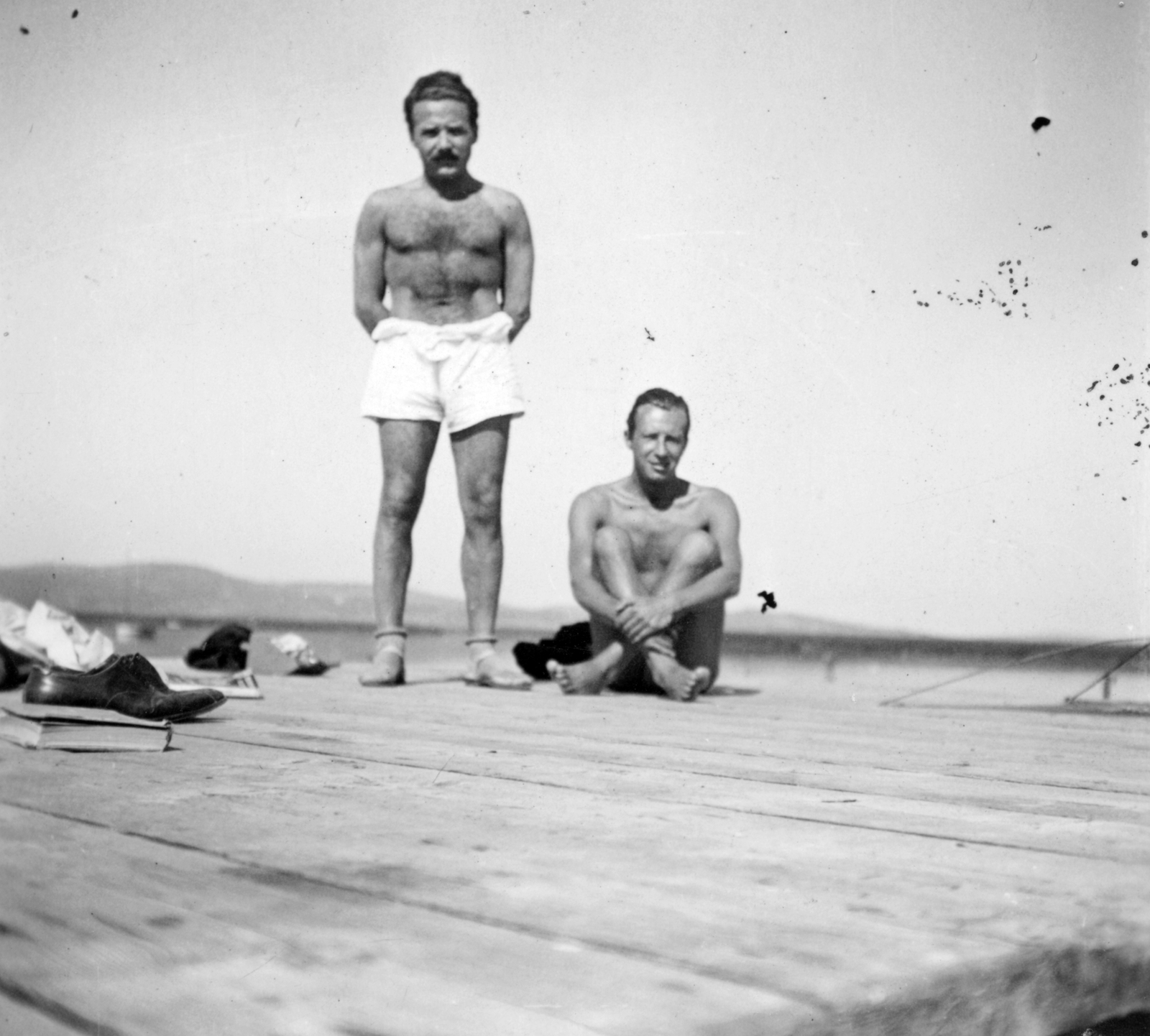 Hungary,Lake Velence, déli part, háttérben bal oldalt a Bence-hegy., 1941, Csermely Károly, bathing, hairy chest, cross-legged sitting, Fortepan #41644