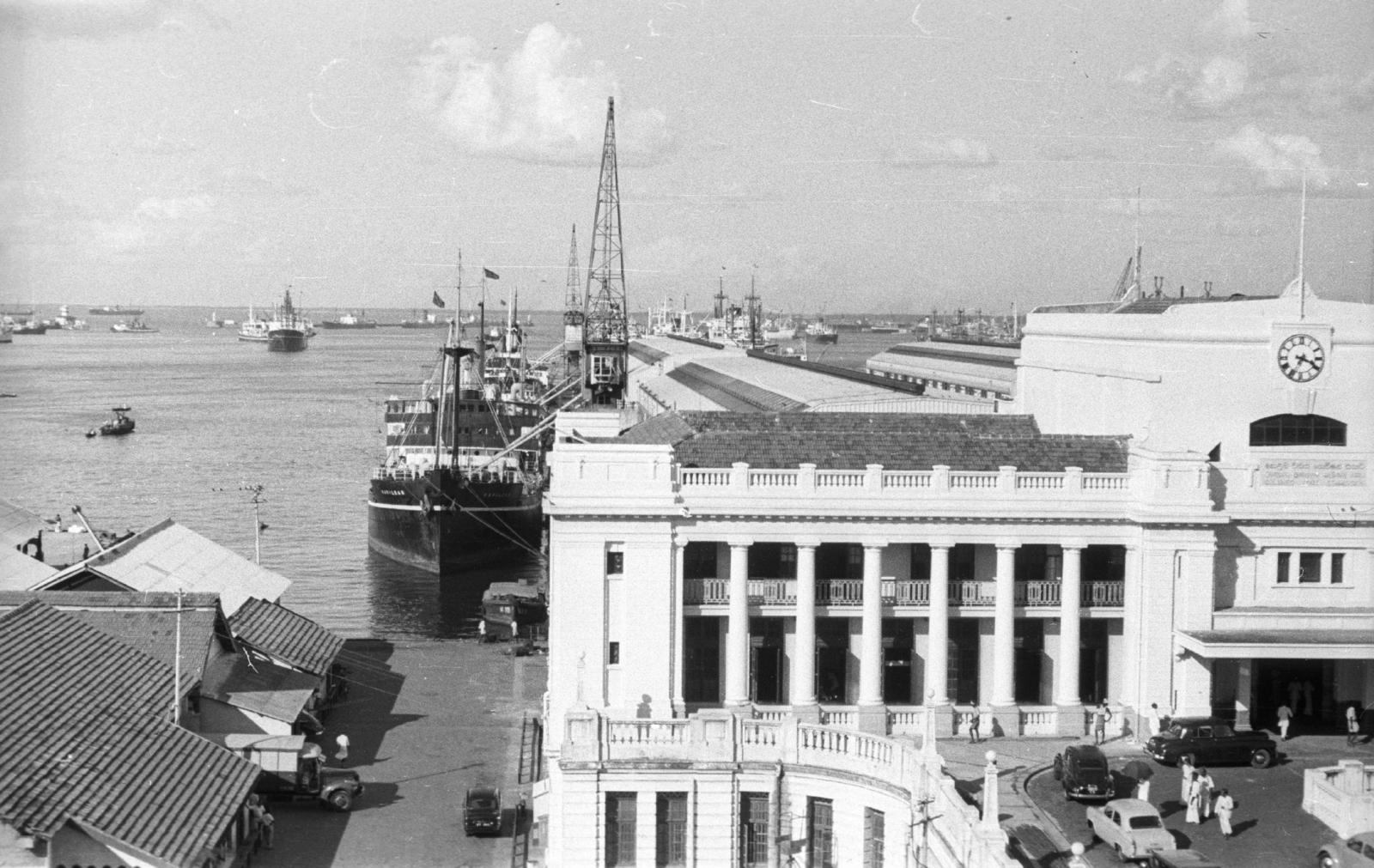 Sri Lanka, Colombo, kikötő., 1961, MZSL/Ofner Károly, ship, watch, genre painting, port, automobile, Fortepan #41823