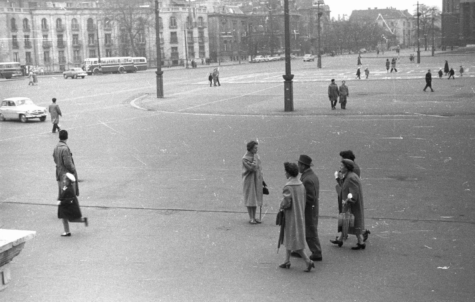 Magyarország, Budapest XIV., Hősök tere., 1963, MZSL/Ofner Károly, autóbusz, Budapest, forgalom, Fortepan #41858