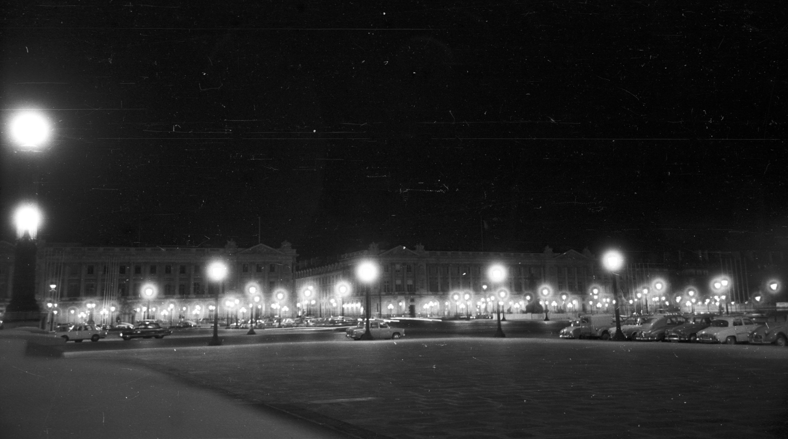 France, Paris, Place de la Concorde., 1964, MZSL/Ofner Károly, hotel, night, public building, Louis-François Trouard-design, Ange-Jacques Gabriel-design, Fortepan #41996