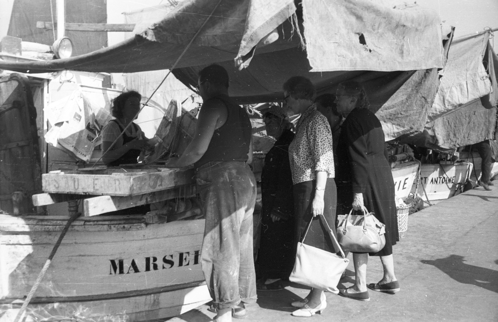 France, Marseille, régi kikötő., 1964, MZSL/Ofner Károly, market, Fortepan #42008
