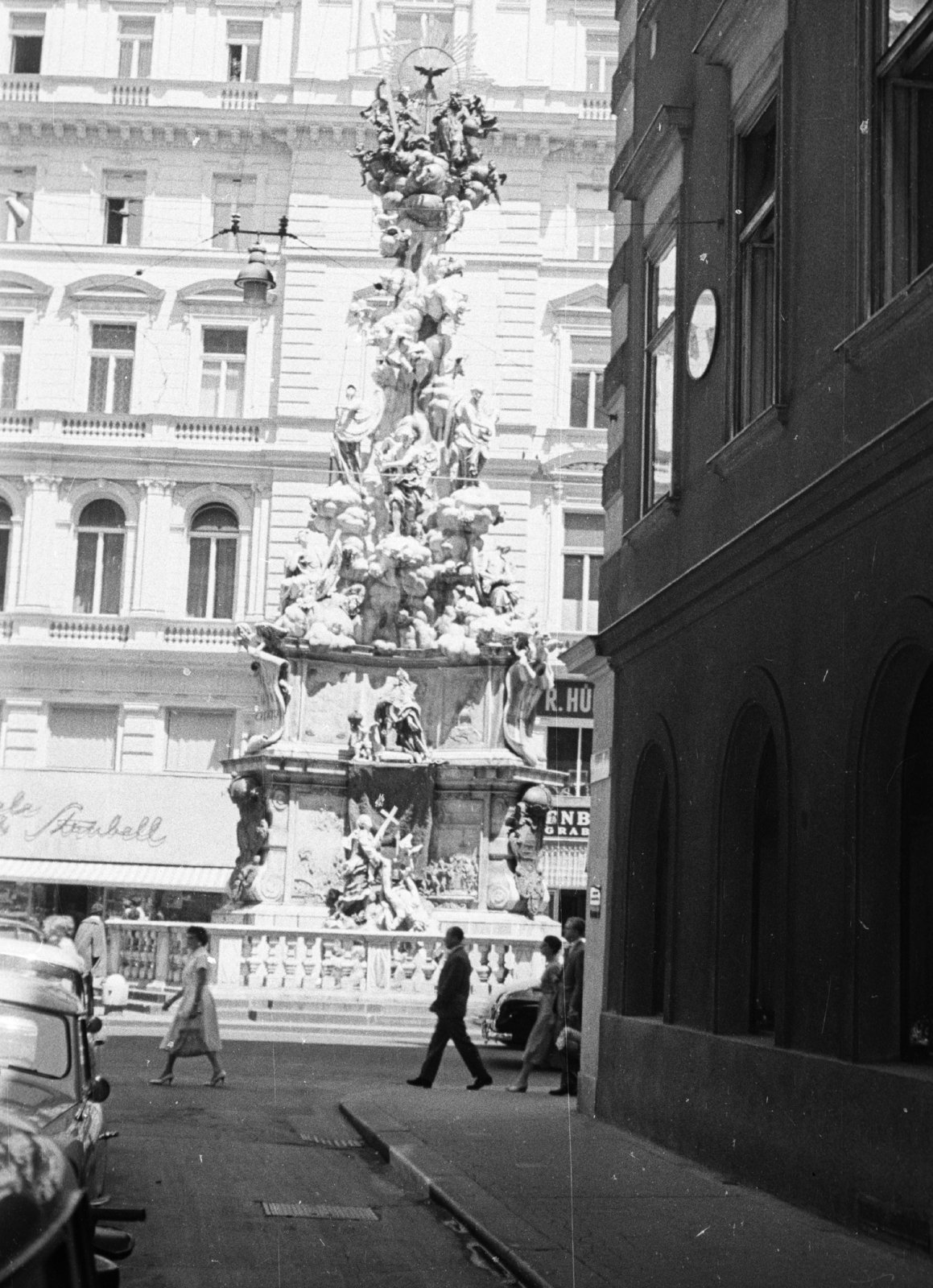 Ausztria, Bécs, Bräunerstrasse a Graben felé, középen a Pestisoszlop., 1959, MZSL/Ofner Károly, barokk-stílus, szentháromság szobor, Fortepan #42048