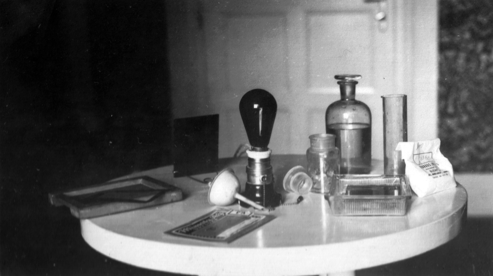 1935, MZSL/Ofner Károly, laboratory, photography, chemistry, still life, Fortepan #42392