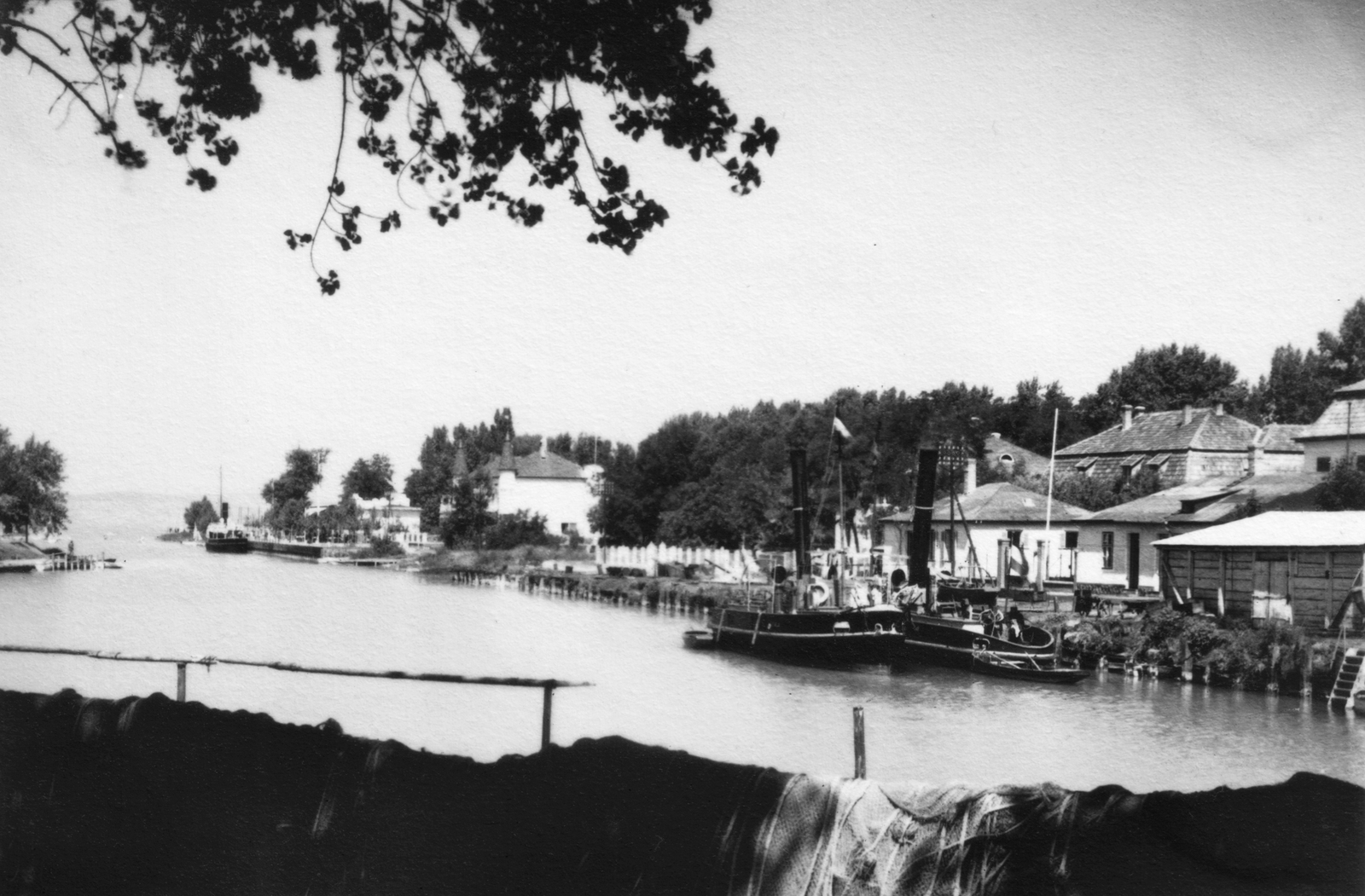 Hungary,Lake Balaton, Siófok, kikötő., 1935, MZSL/Ofner Károly, ship, flag, steamboat, Zala ship, Veszprém ship, Fortepan #42397