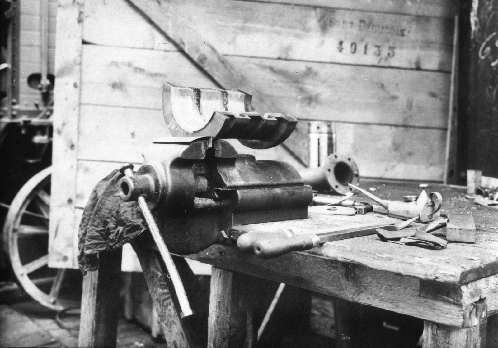 1935, MZSL/Ofner Károly, workshop, tool, vise, oiler, rasp, Fortepan #42407