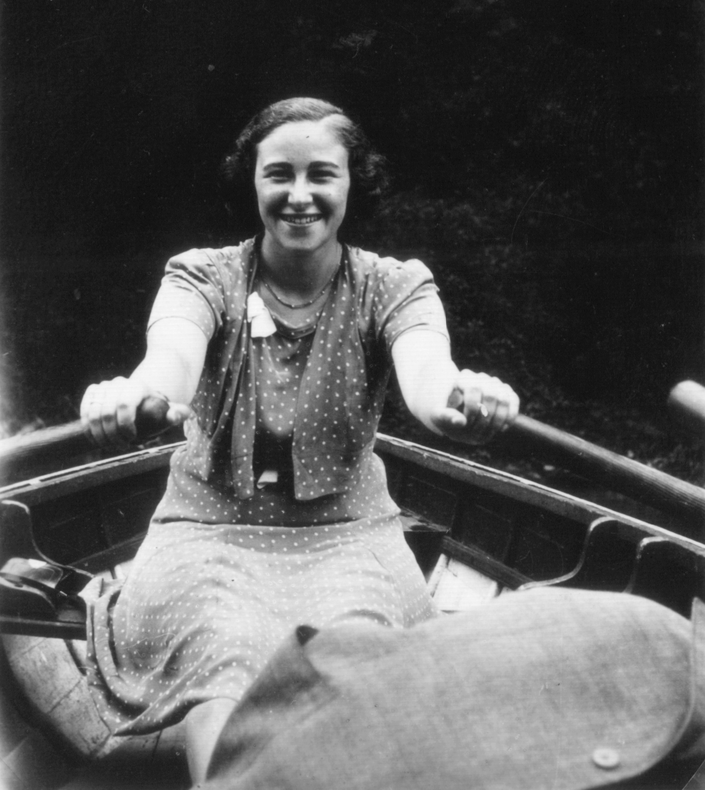 1935, MZSL/Ofner Károly, portrait, fashion, happiness, smile, boat, woman, paddling, Fortepan #42420