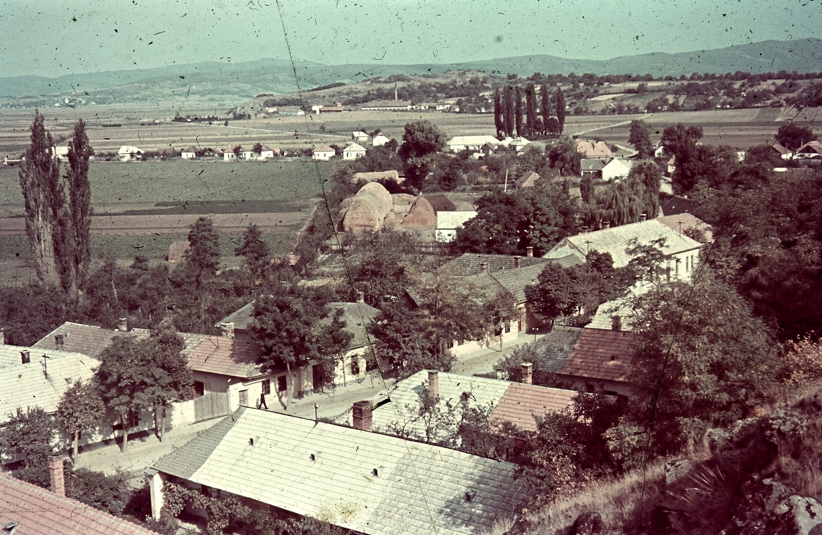 Slovakia, Levice, kilátás a Kálvária-dombról a Koháry utca felé., 1939, Konok Tamás id, village, colorful, picture, Fortepan #42586