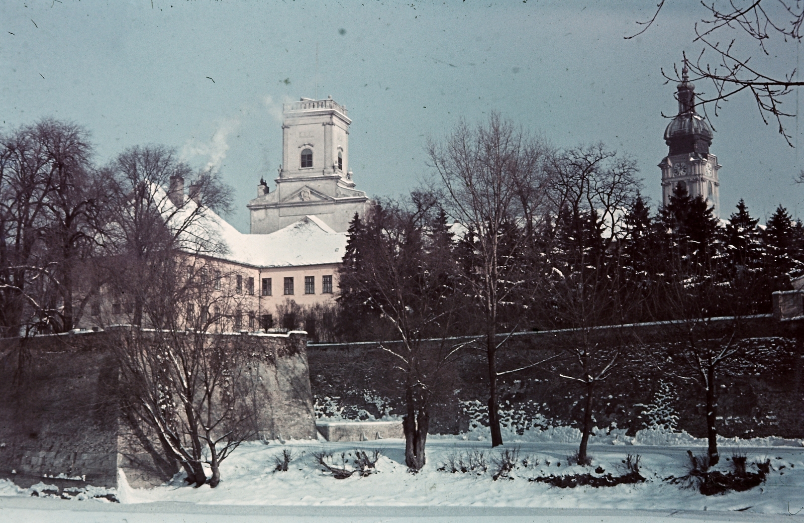 Hungary, Győr, Püspökvár és a Székesegyház a Radó-szigetről nézve., 1940, Konok Tamás id, winter, colorful, Fortepan #42700