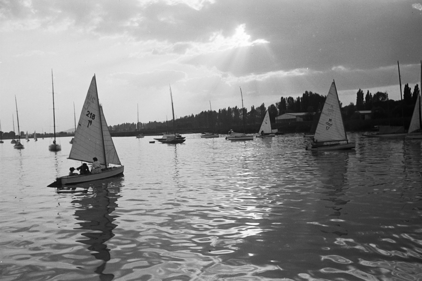Hungary, Balatonfüred, kikötő., 1959, Konok Tamás id, sailboat, port, Fortepan #42800