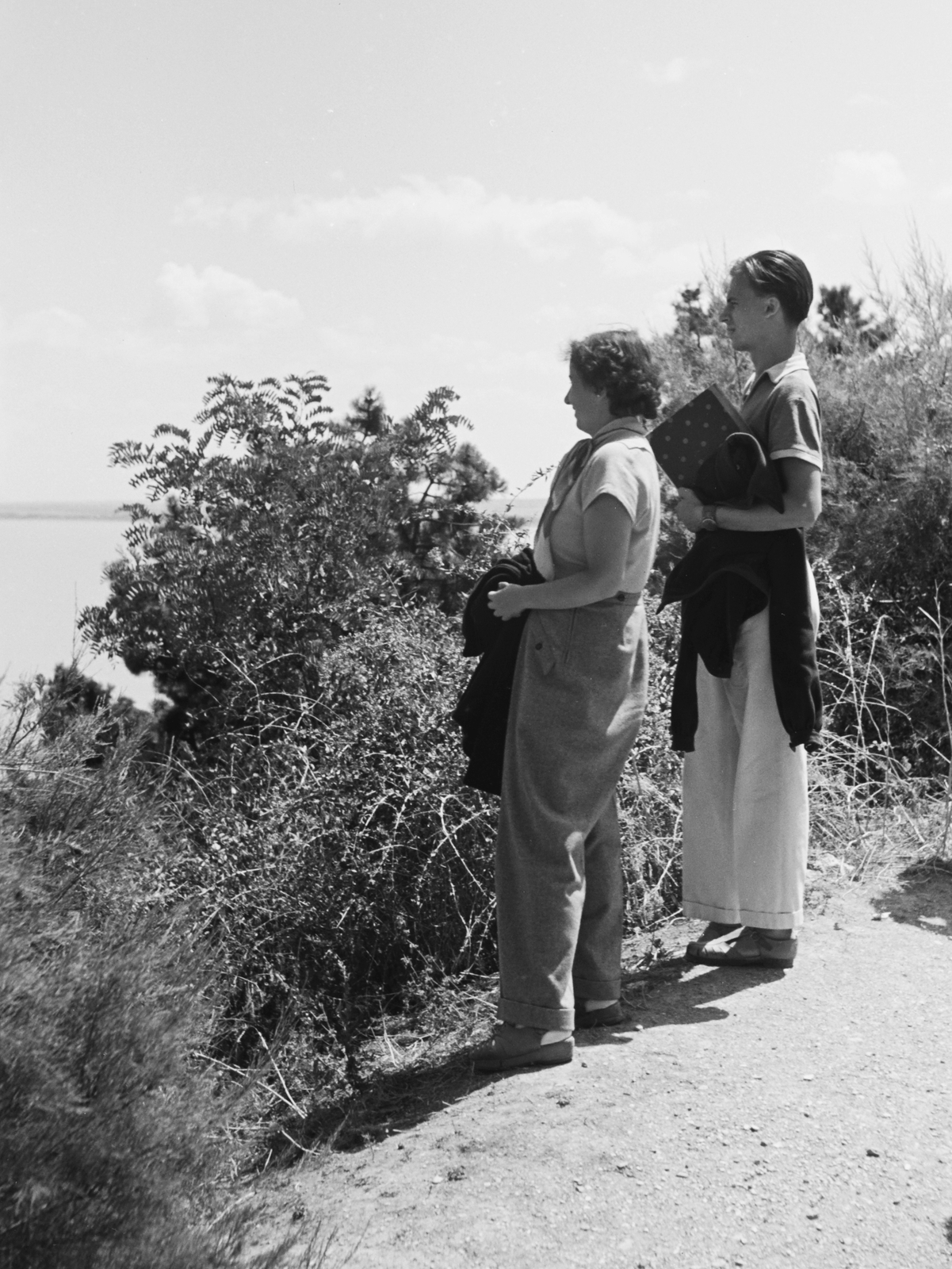 Magyarország,Balaton, Tihany, kilátóhely az apátság mellett., 1960, Konok Tamás id, kirándulás, Fortepan #42869