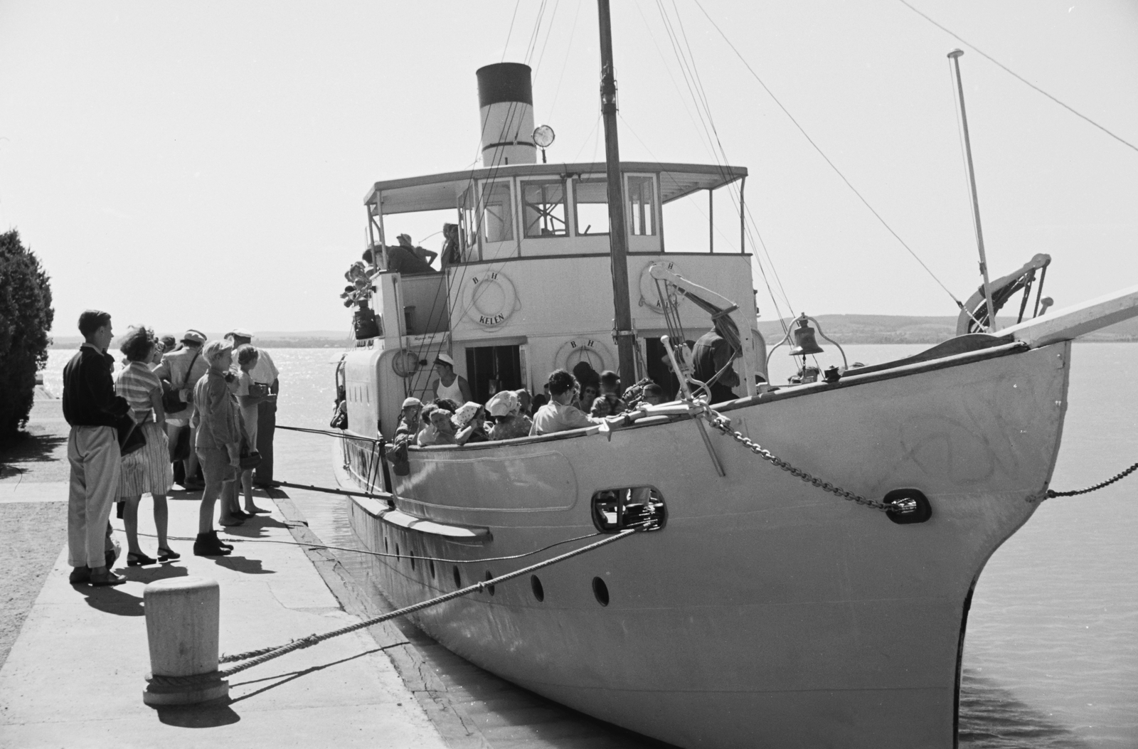 Hungary,Lake Balaton, Tihany, kikötő, Kelén csavargőzös., 1954, Konok Tamás id, ship, port, steamboat, Kelén ship, Fortepan #42875