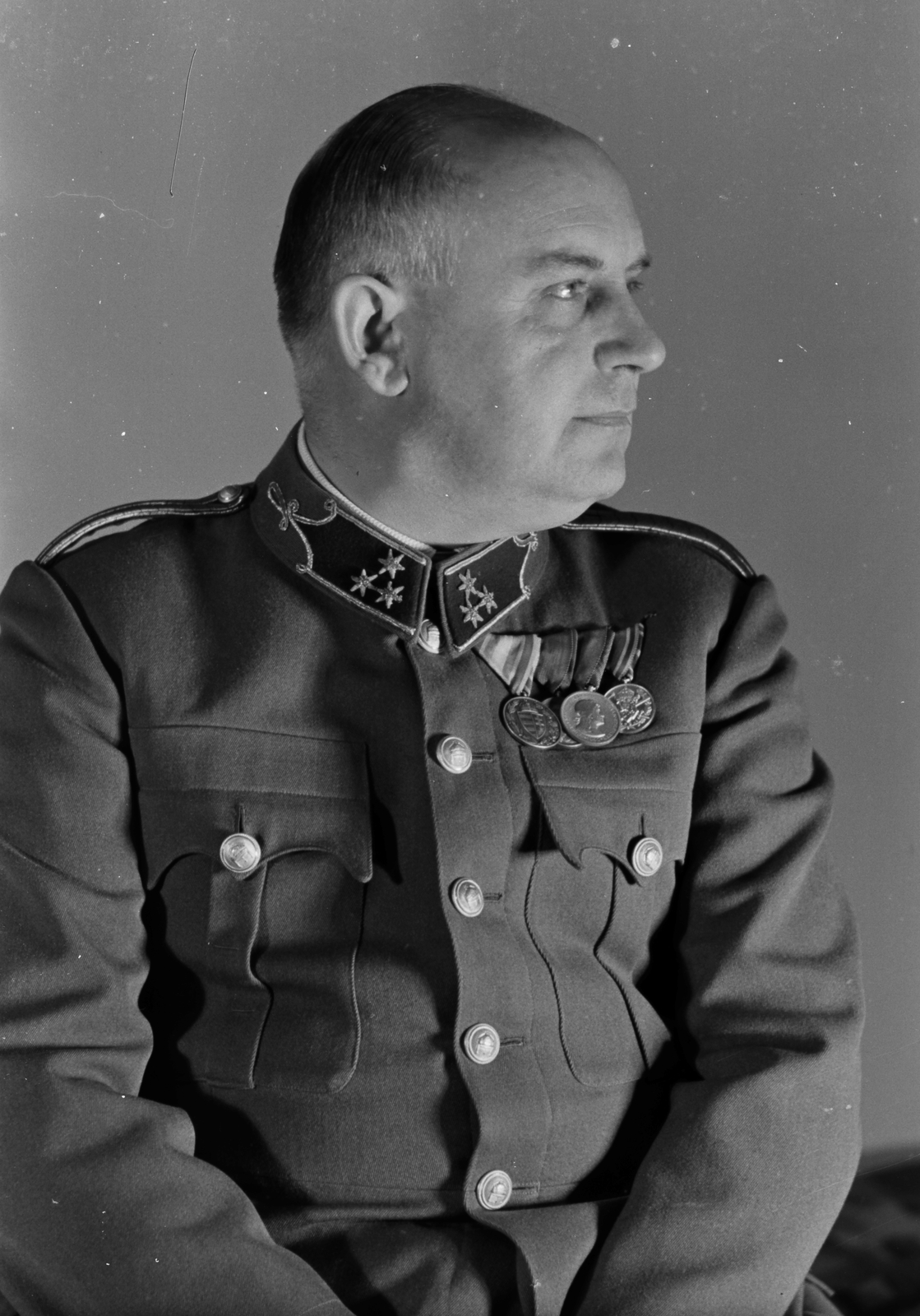 1941, Konok Tamás id, uniform, medal, Fortepan #42897