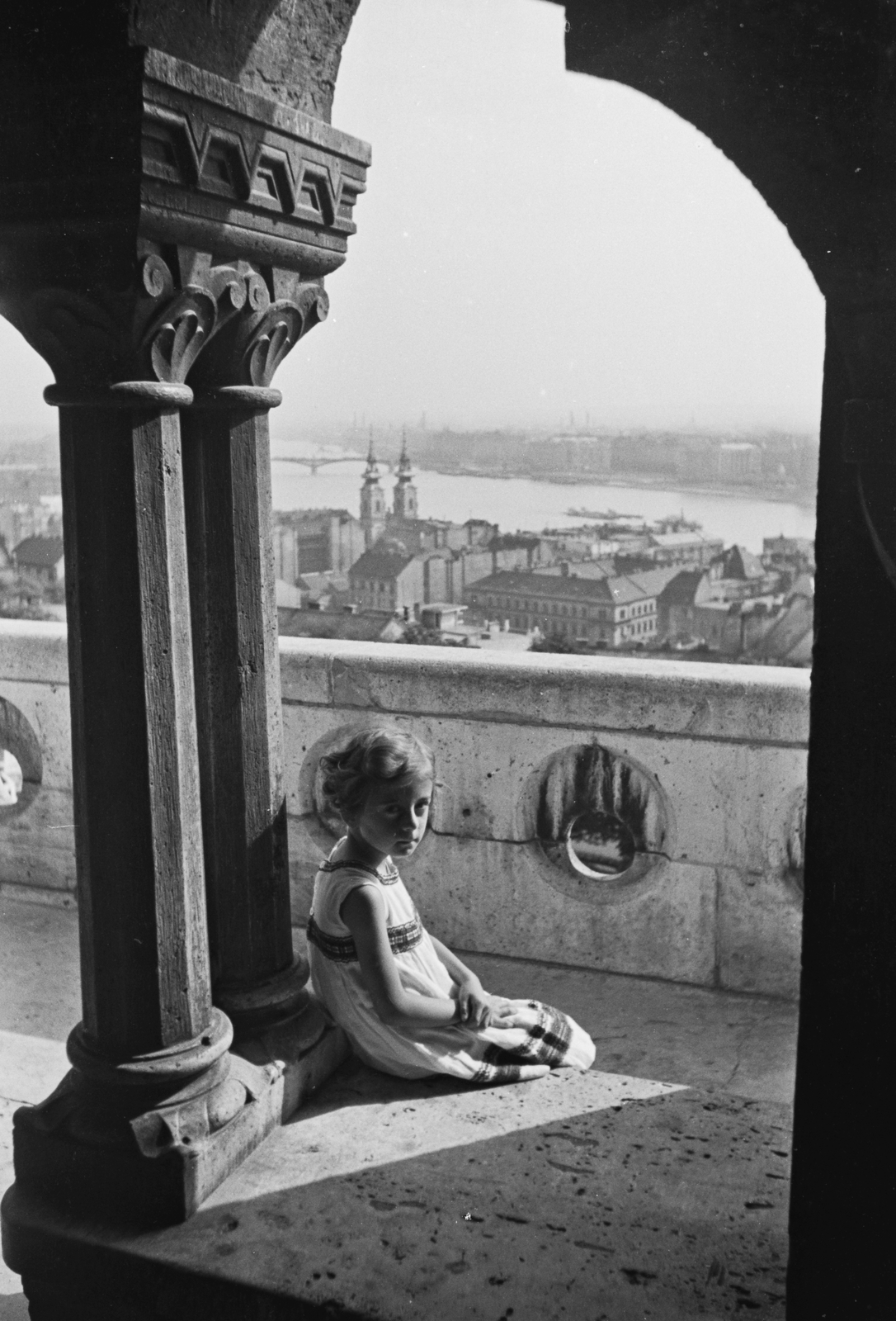 Hungary, Halászbástya, Budapest I., kilátás a Duna felé., 1939, Konok Tamás id, Frigyes Schulek-design, Budapest, Fortepan #42907