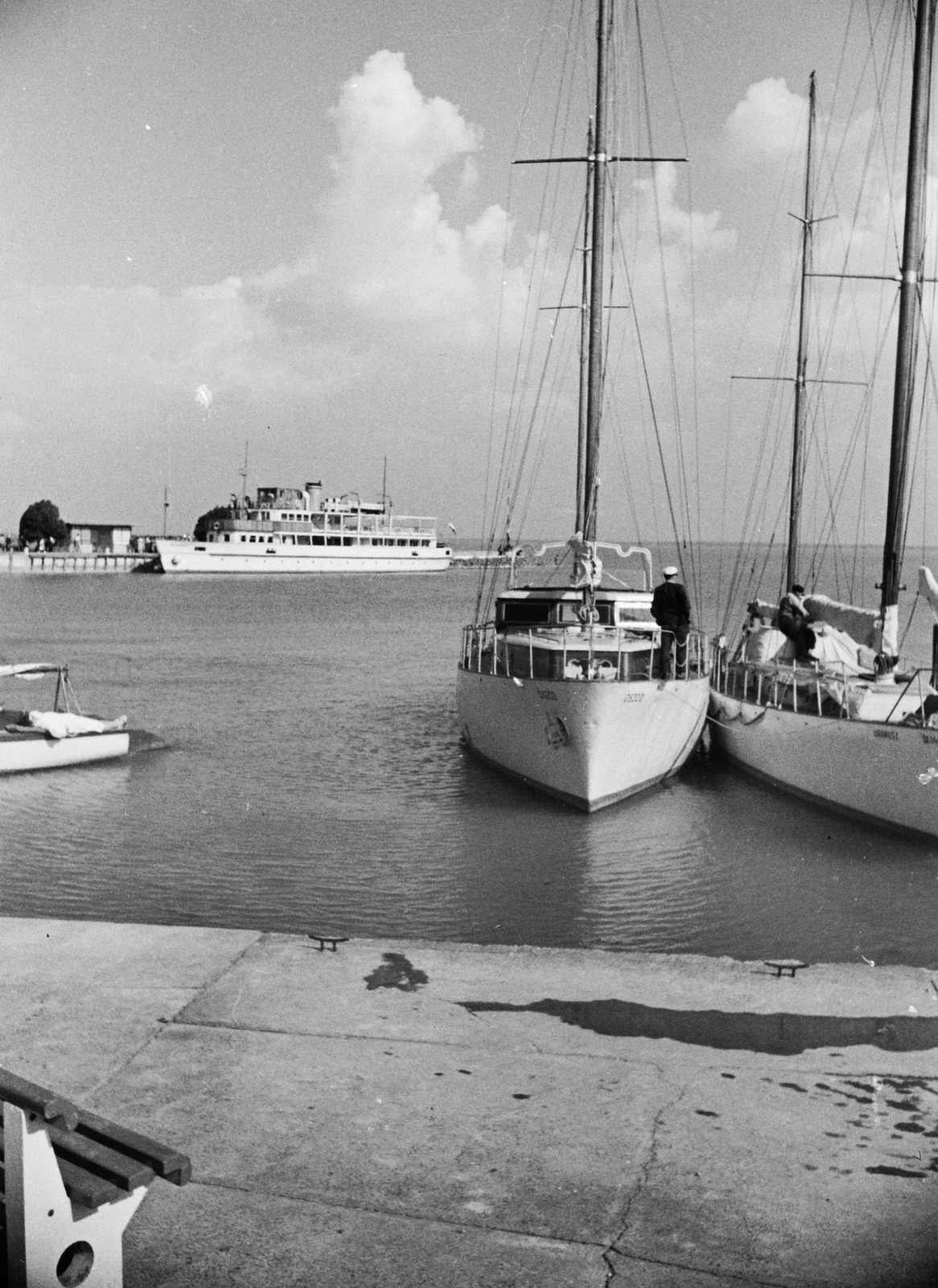 Hungary,Lake Balaton, Tihany, kikötő., 1963, Konok Tamás id, ship, sailboat, port, Beloiannisz ship, Fortepan #42928